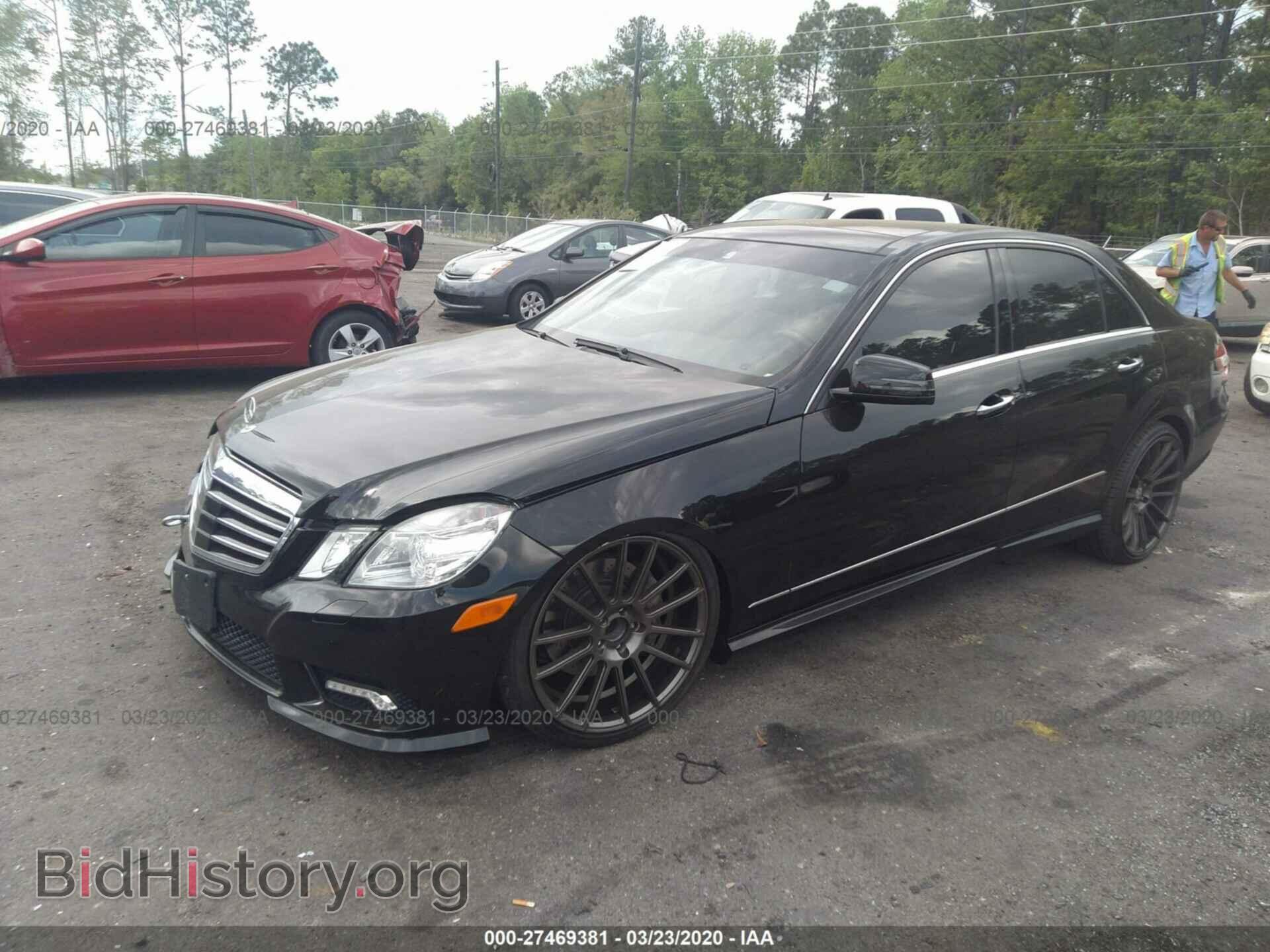 2010 MERCEDES-BENZ E - VIN: WDDHF9ABXAA128155 - Фото 2