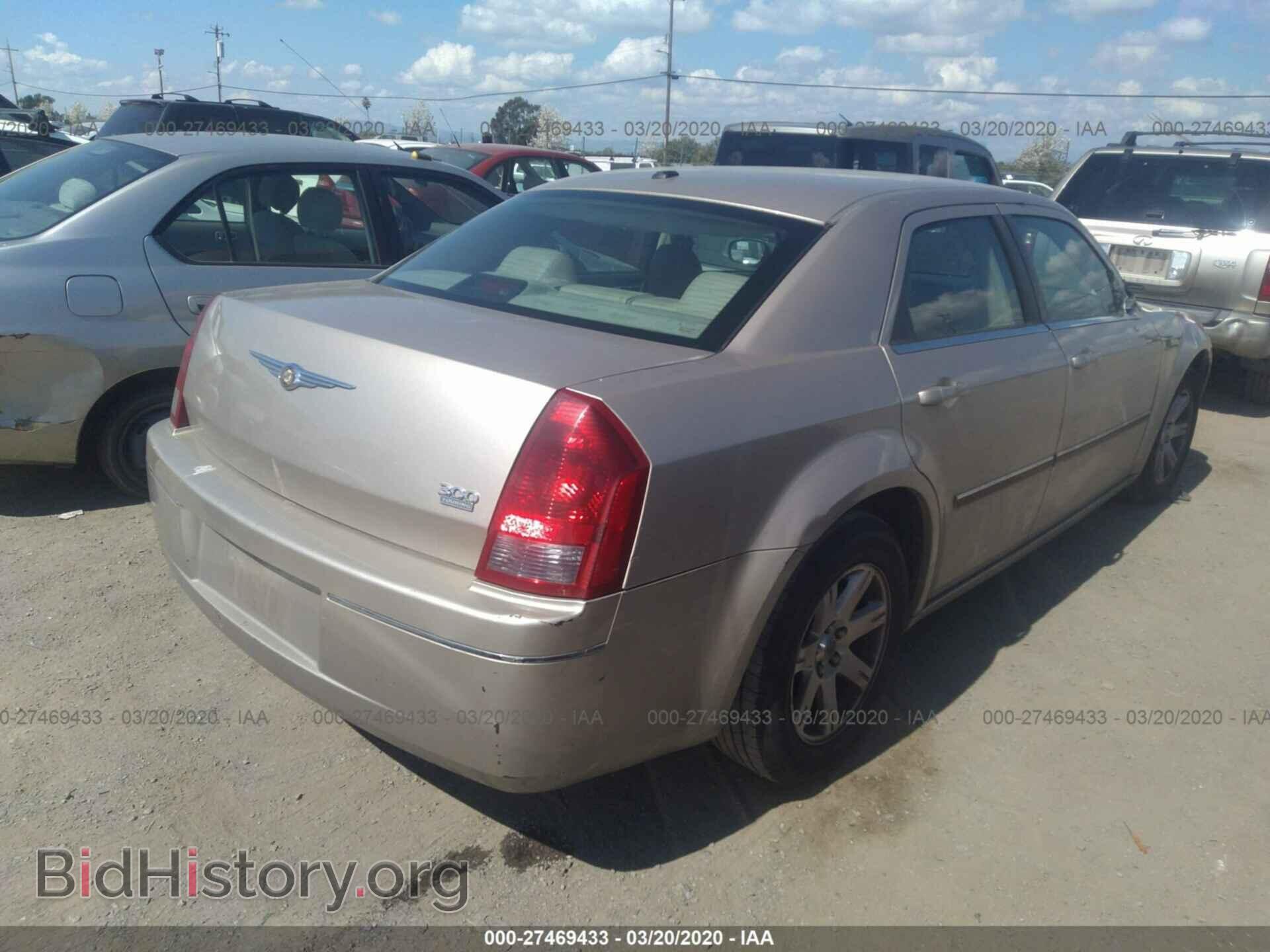 2006 CHRYSLER 300 - VIN: 2C3KA53G36H482645 - Фото 4