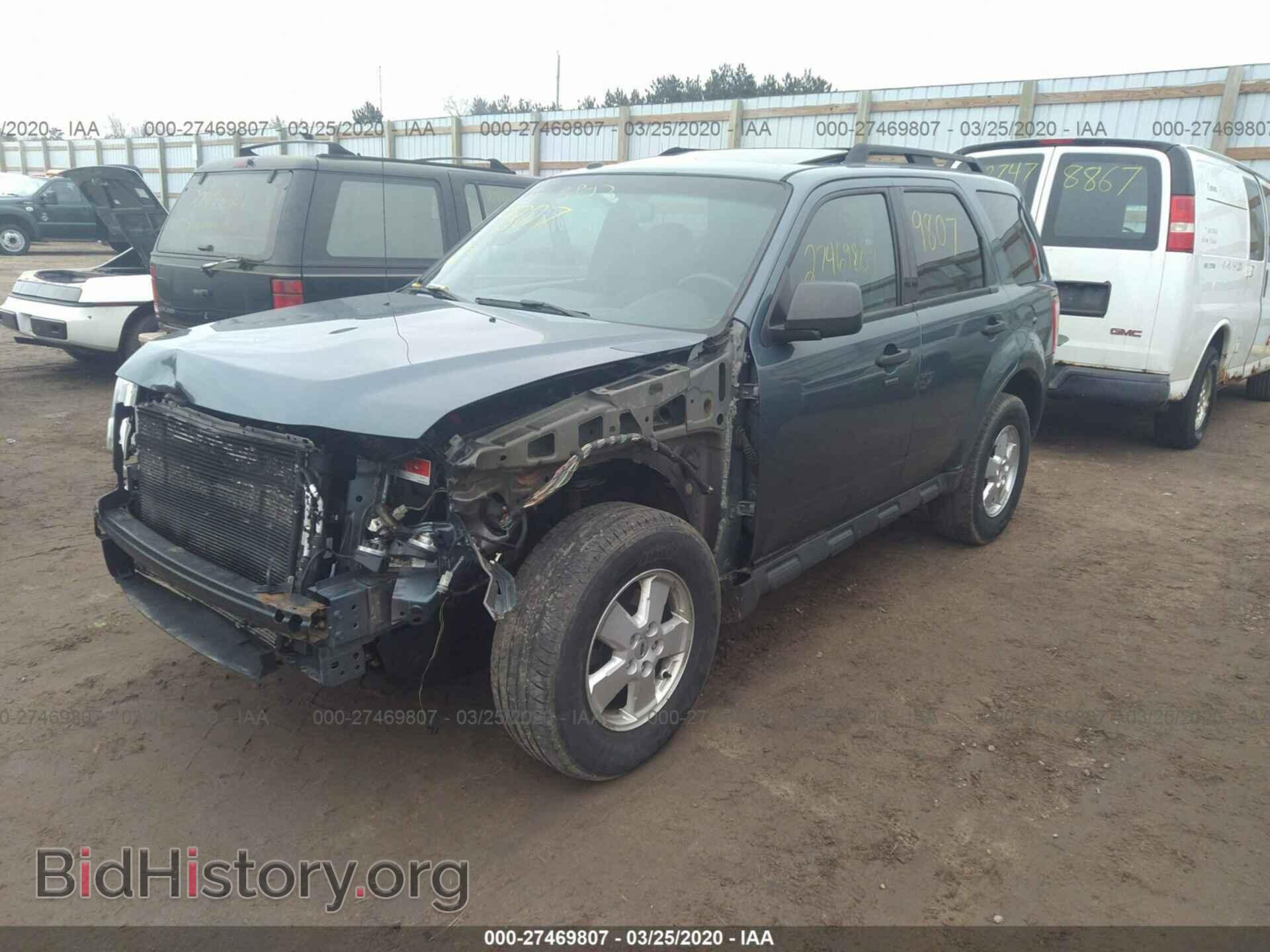 2011 FORD ESCAPE - VIN: 1FMCU9DG3BKB46439 - Фото 2