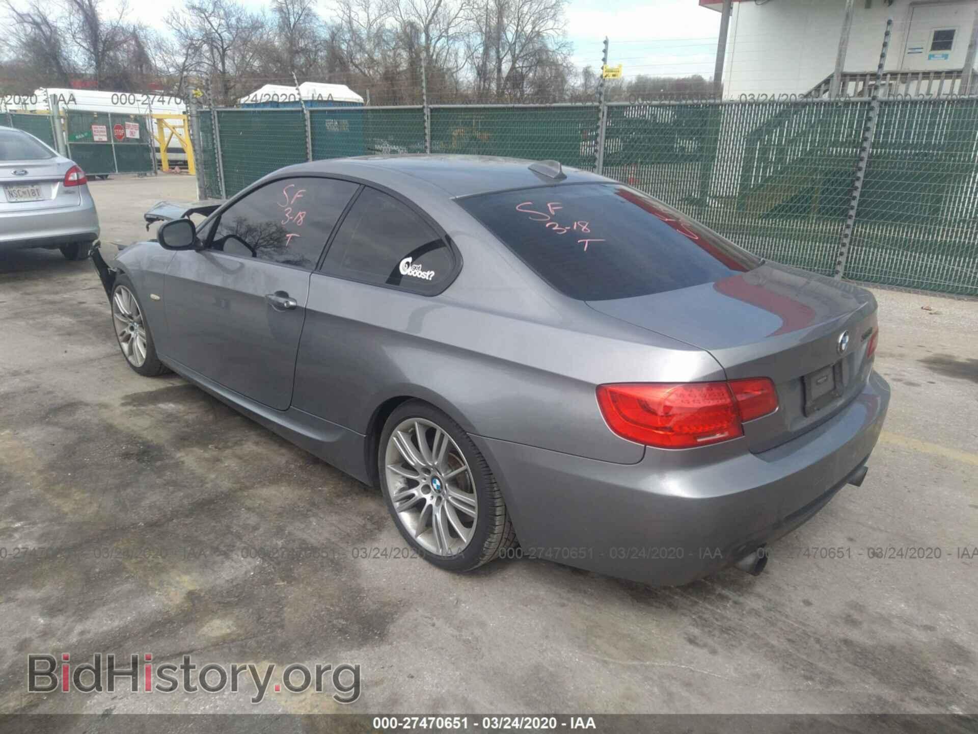 2012 BMW 335 - VIN: WBAKG7C53CE803071 - Фото 3