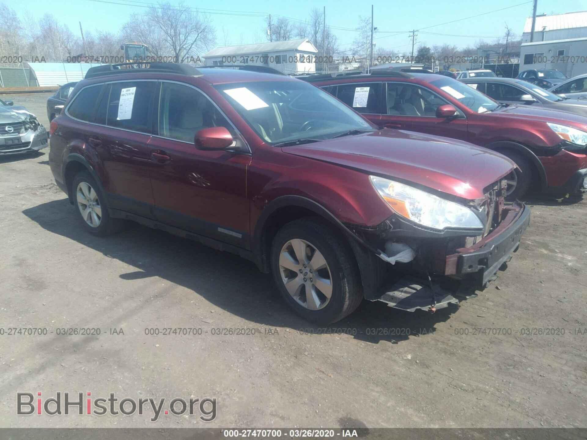 Photo 4S4BRDKC5B2440943 - SUBARU OUTBACK 2011