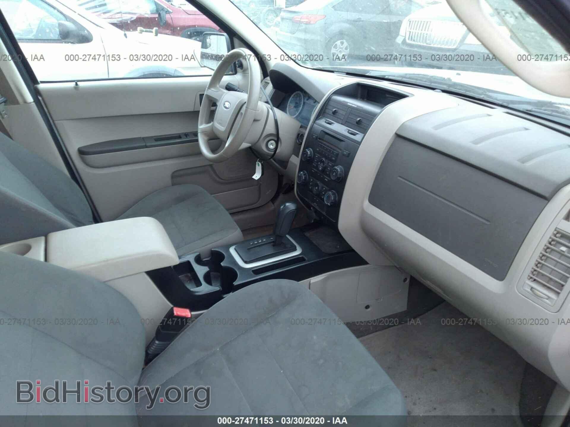 2011 FORD ESCAPE - VIN: 1FMCU0C73BKB59401 - Фото 5