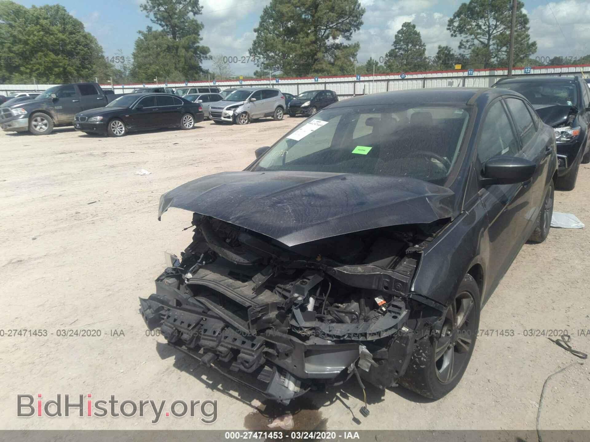 2018 FORD FOCUS - VIN: 1FADP3F20JL275297 - Фото 2