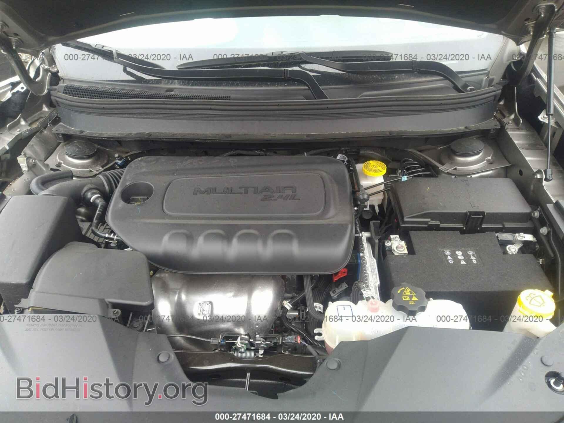 2019 JEEP CHEROKEE - VIN: 1C4PJLCB2KD405718 - Фото 10