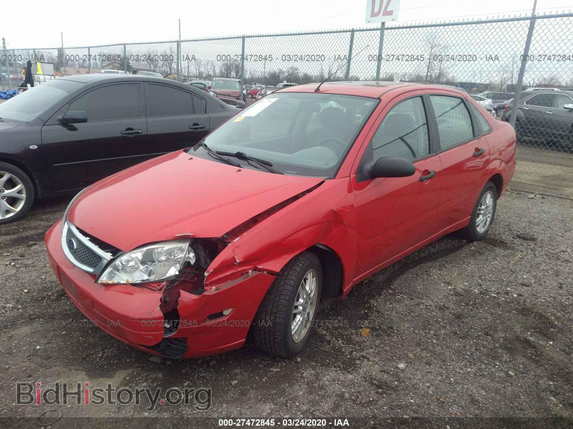 2005 FORD FOCUS - VIN: 1FAFP34N55W172452 - Фото 2