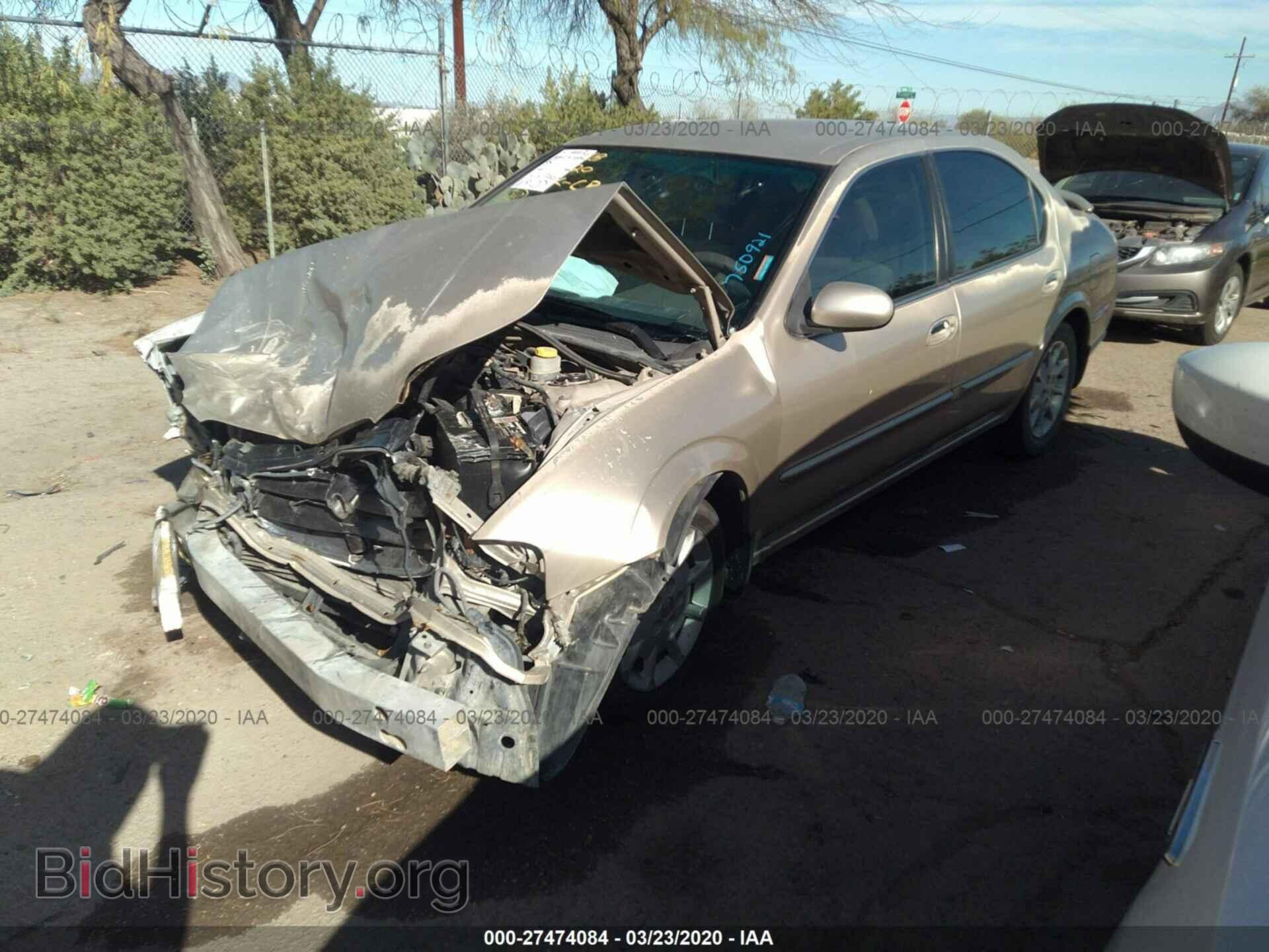 2000 NISSAN MAXIMA - VIN: JN1CA31D8YT750921 - Photo 2