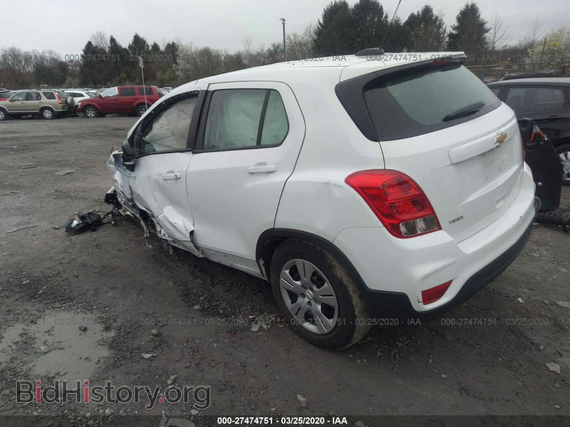 2017 CHEVROLET TRAX - VIN: 3GNCJKSB0HL272672 - Фото 3