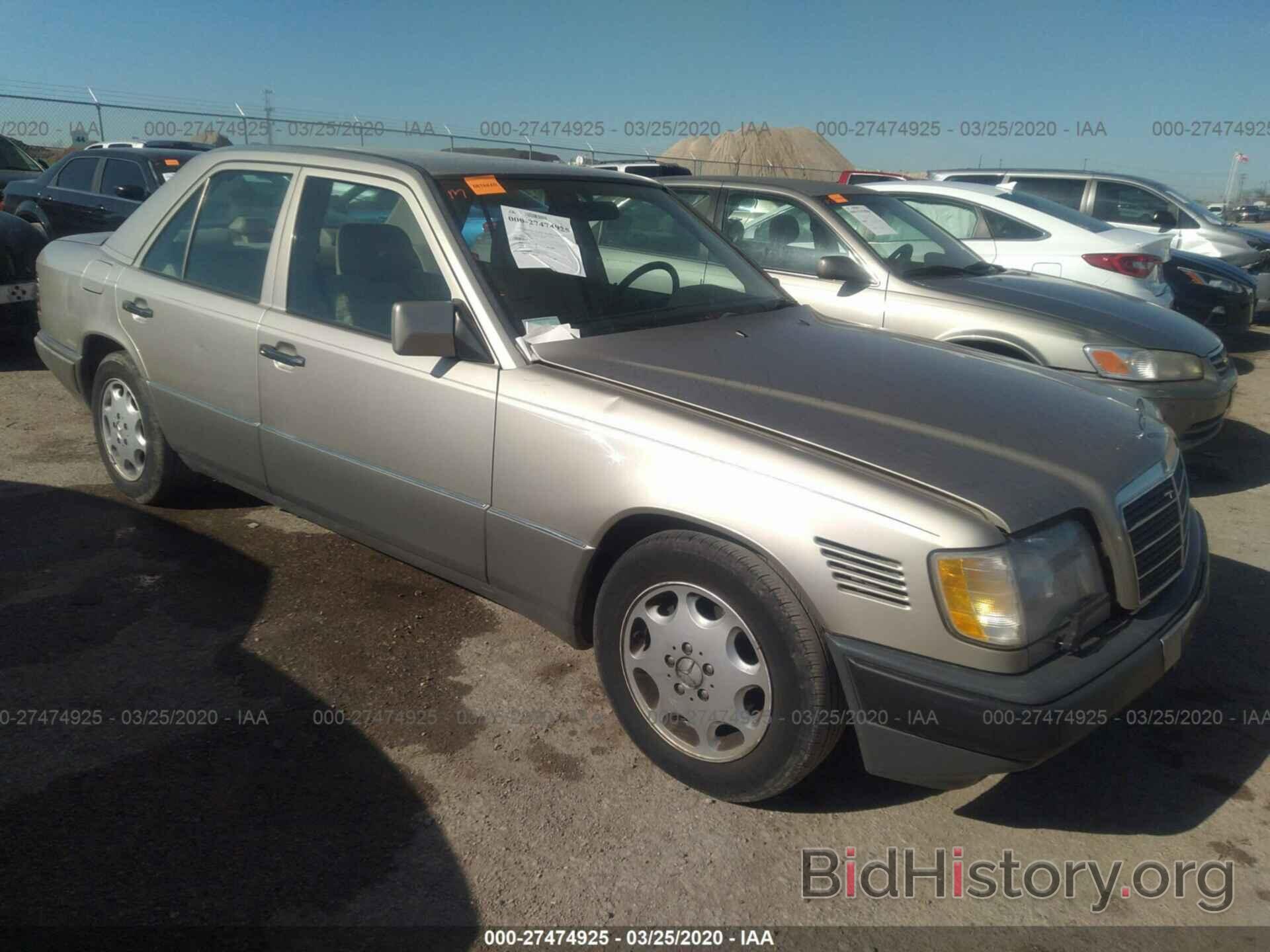 Photo WDBEB31E9SC191655 - MERCEDES-BENZ E 1995