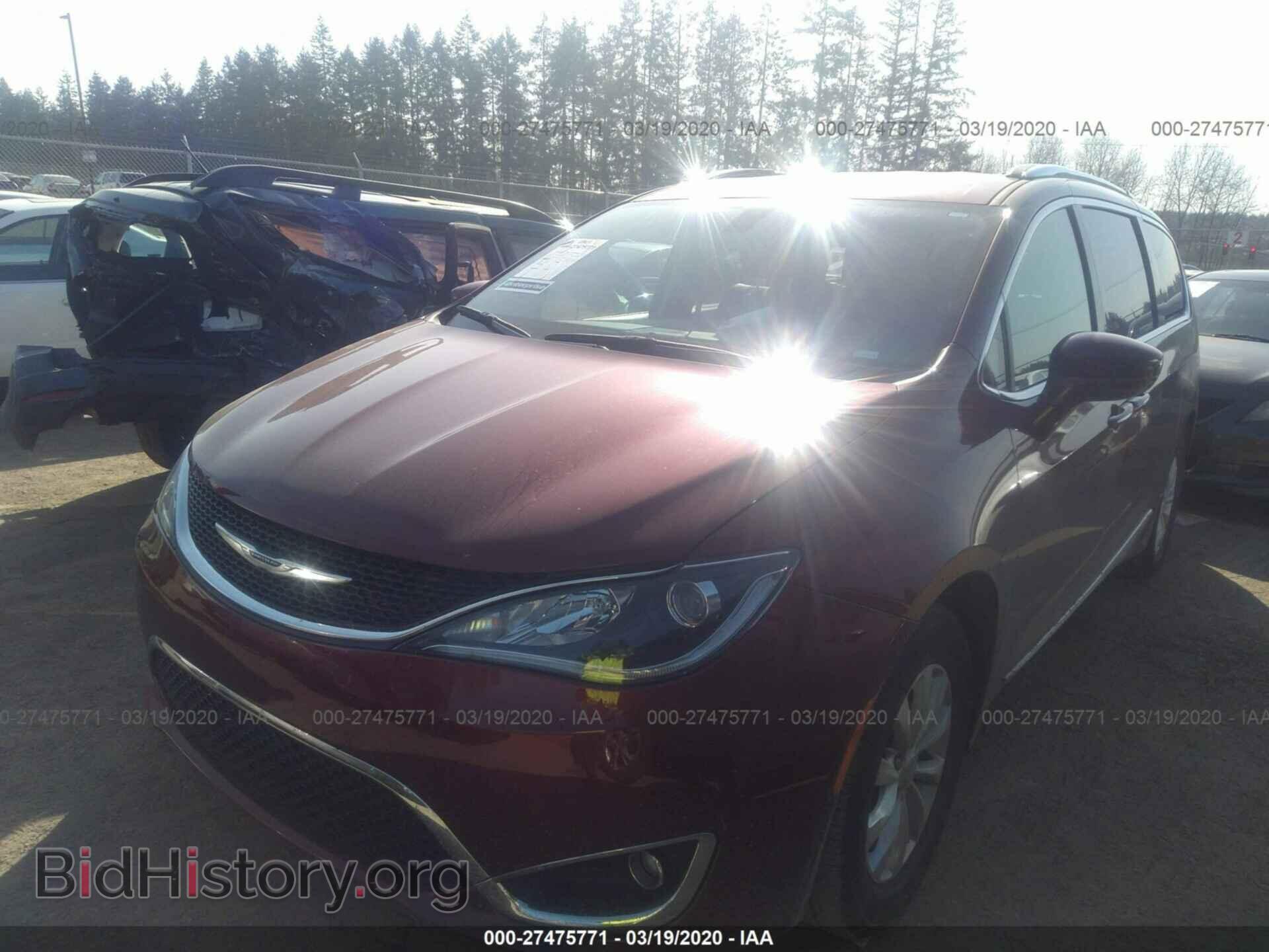 2019 CHRYSLER PACIFICA - VIN: 2C4RC1BG8KR612907 - Фото 2