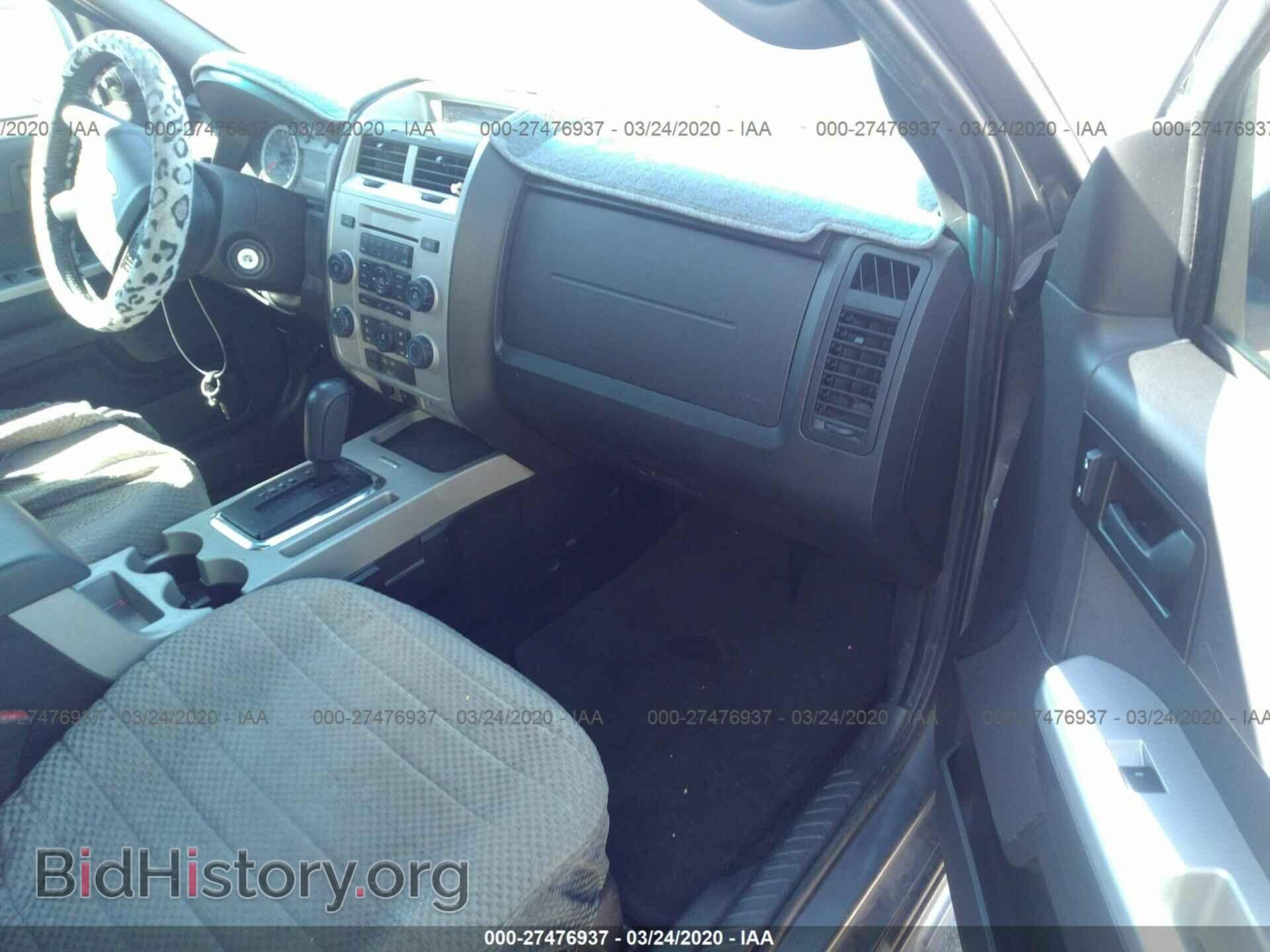 2011 FORD ESCAPE - VIN: 1FMCU0DG2BKB14397 - Фото 5