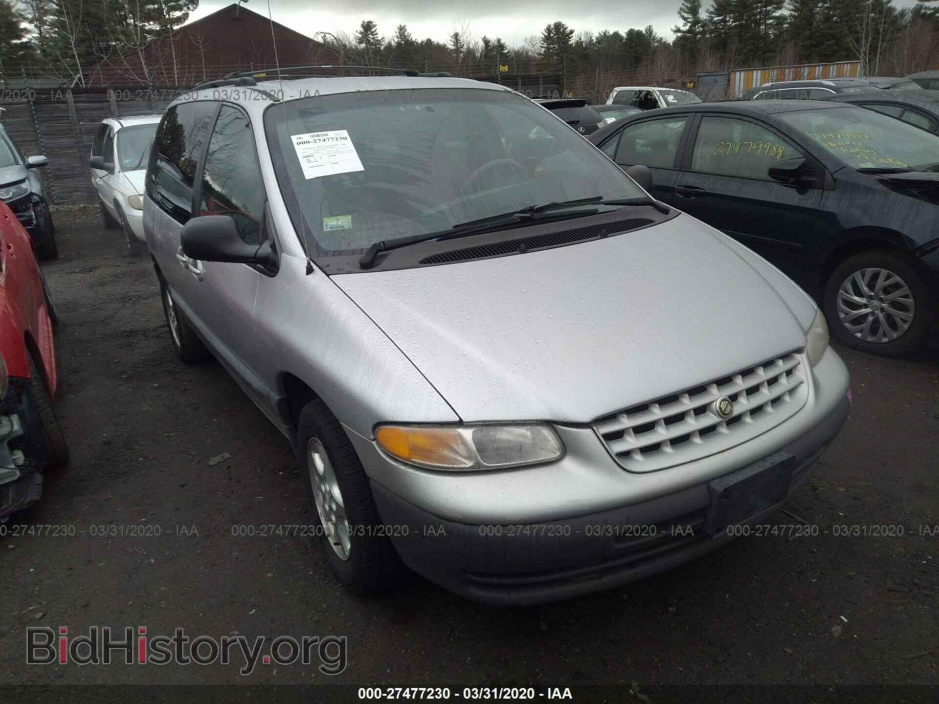 Photo 2C4GJ45R8YR869716 - CHRYSLER VOYAGER 2000