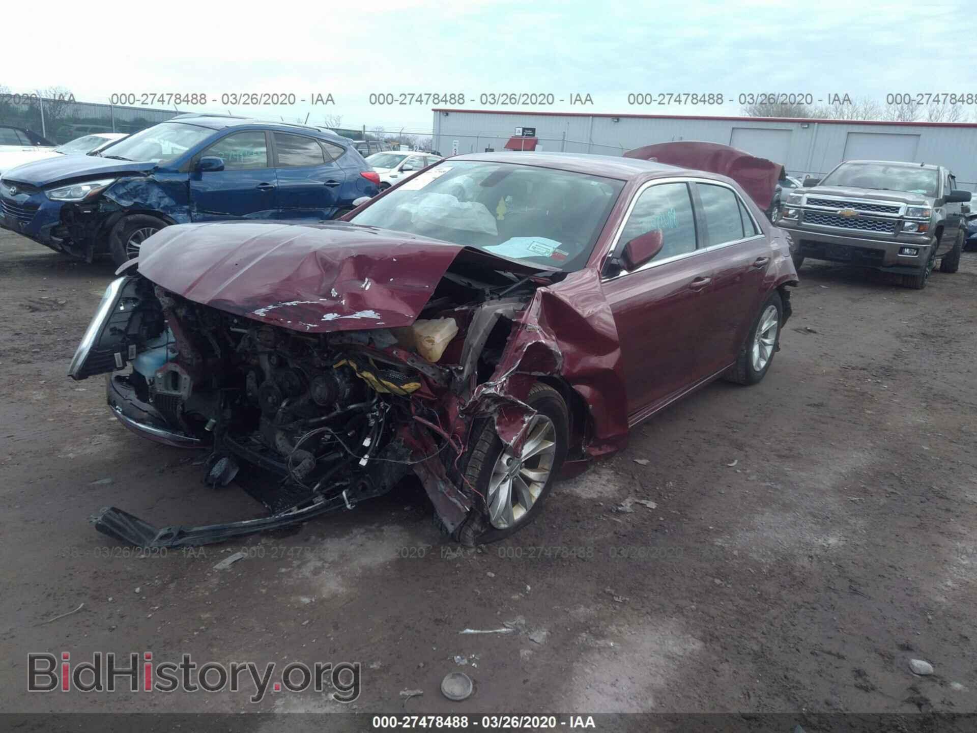 2015 CHRYSLER 300 - VIN: 2C3CCAAG5FH920818 - Фото 2