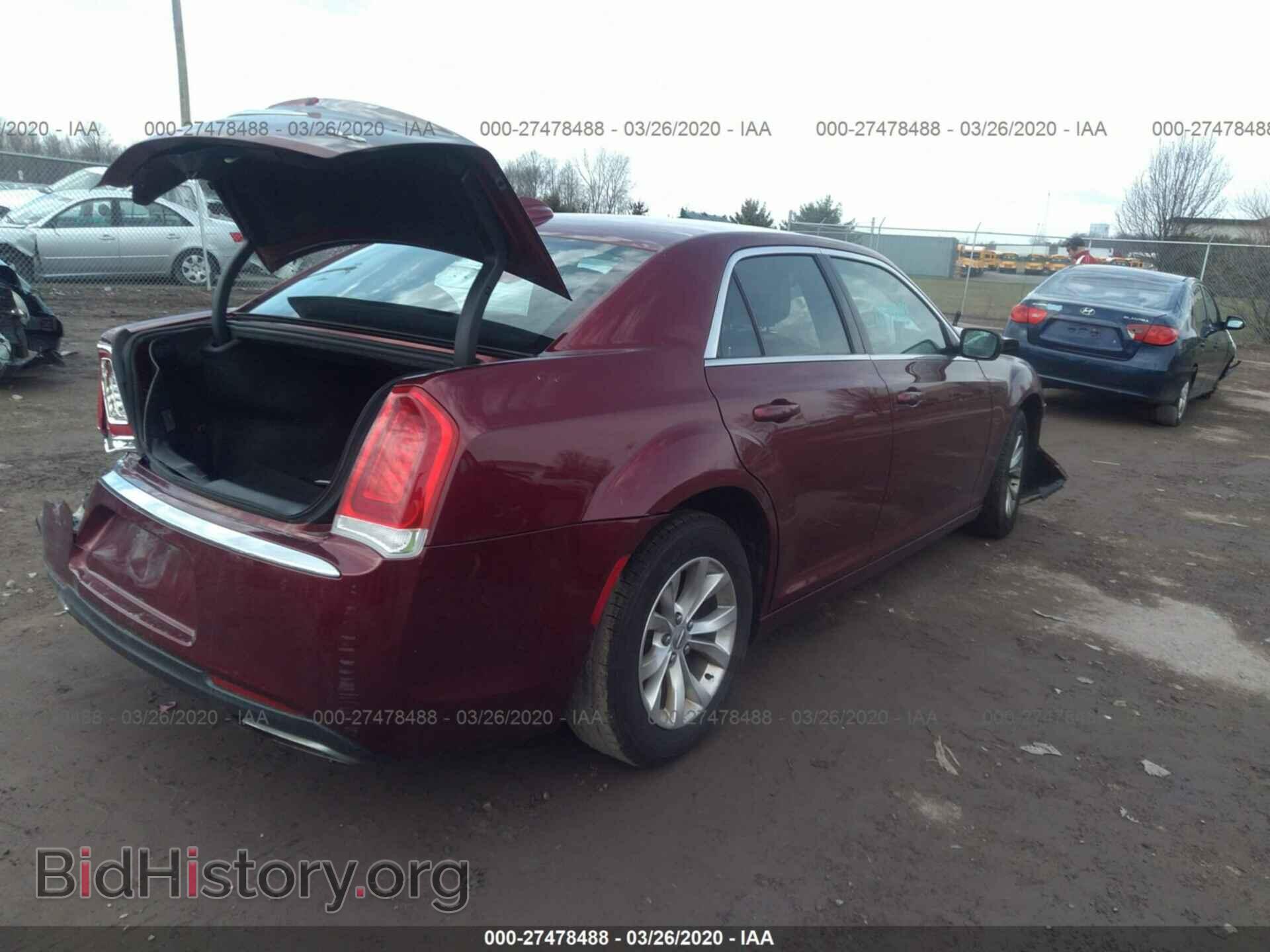 2015 CHRYSLER 300 - VIN: 2C3CCAAG5FH920818 - Фото 4