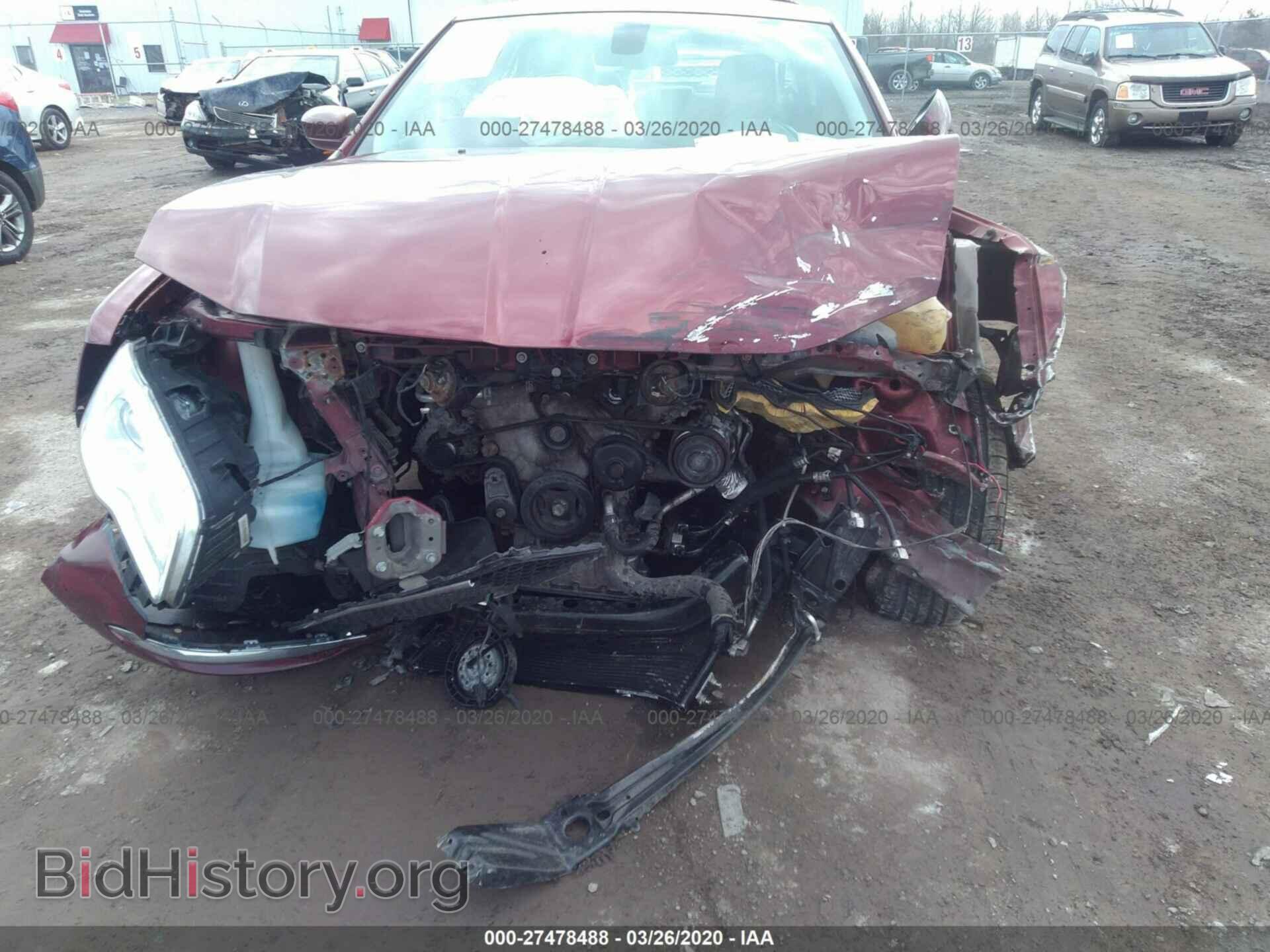 2015 CHRYSLER 300 - VIN: 2C3CCAAG5FH920818 - Фото 10