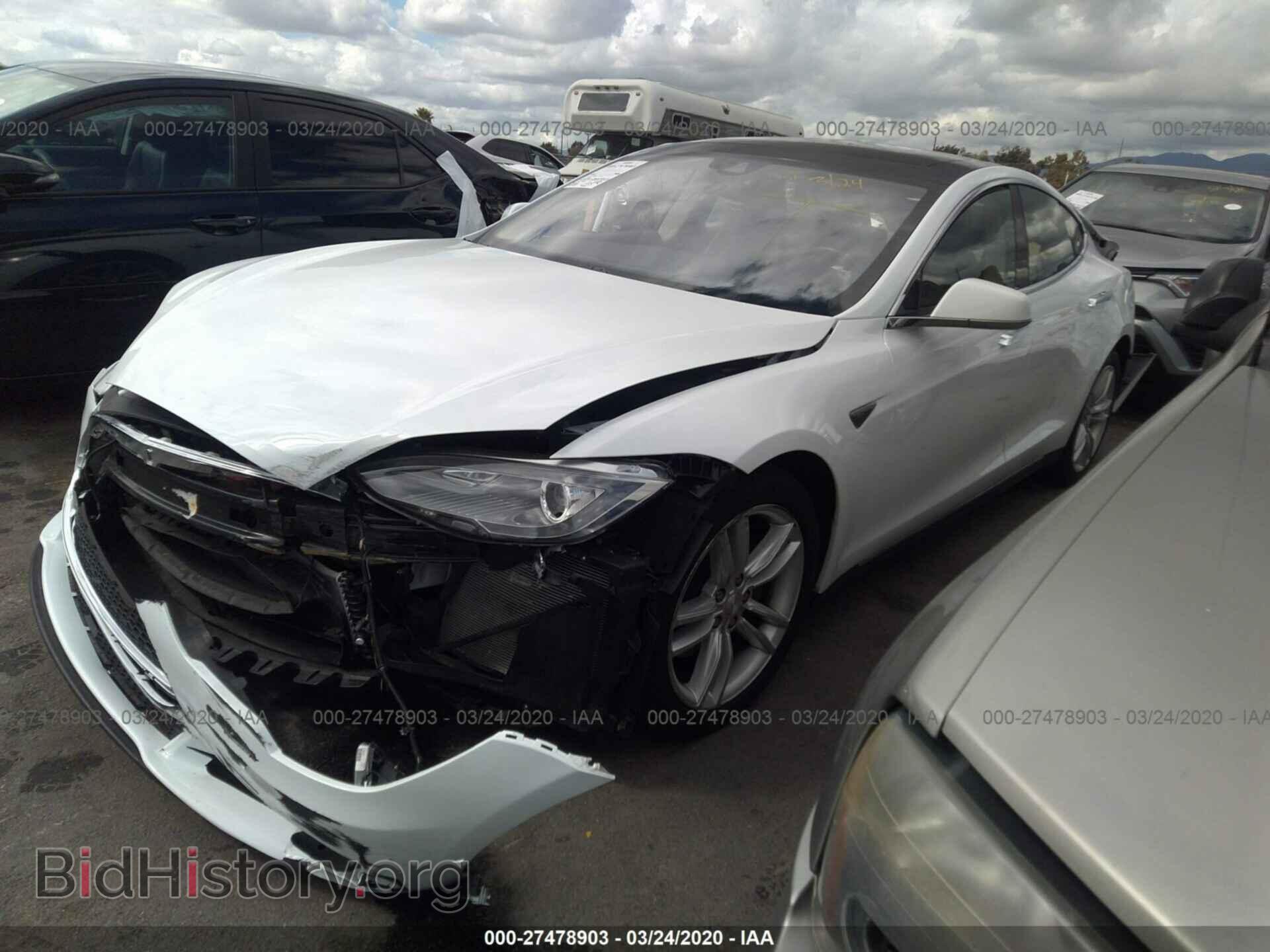 2015 TESLA MODEL S - VIN: 5YJSA1H2XFF095291 - Фото 2