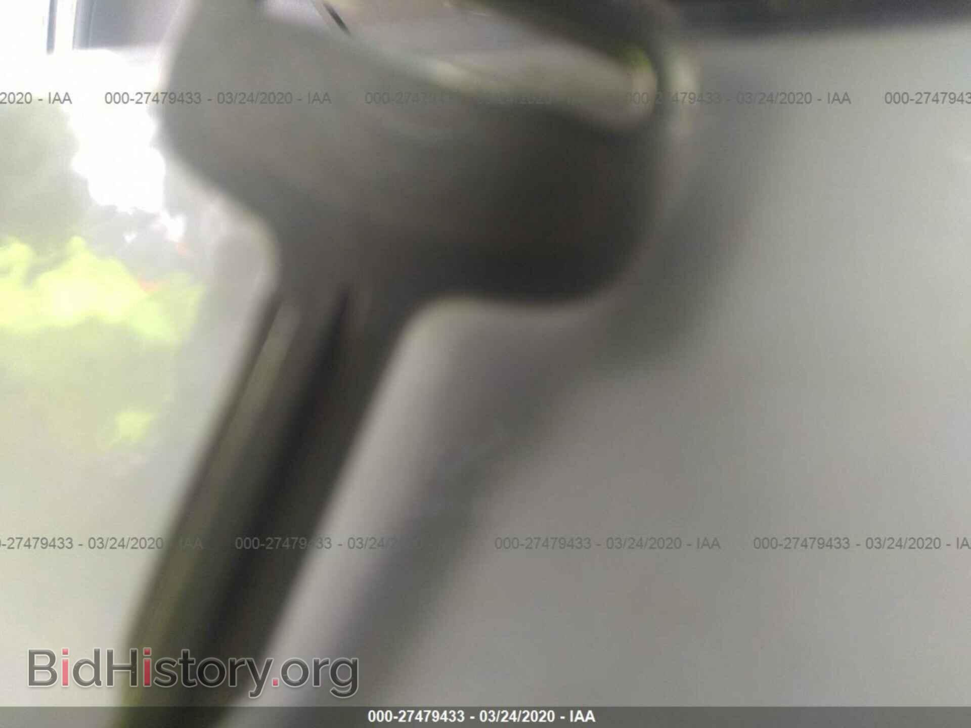 2004 TOYOTA COROLLA MATRIX - VIN: 2T1KR32E34C244150 - Фото 11