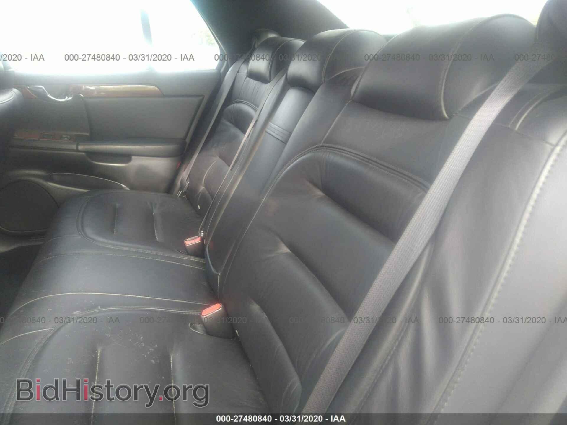 2003 CADILLAC DEVILLE - VIN: 1G6KD54YX3U166374 - Photo 8