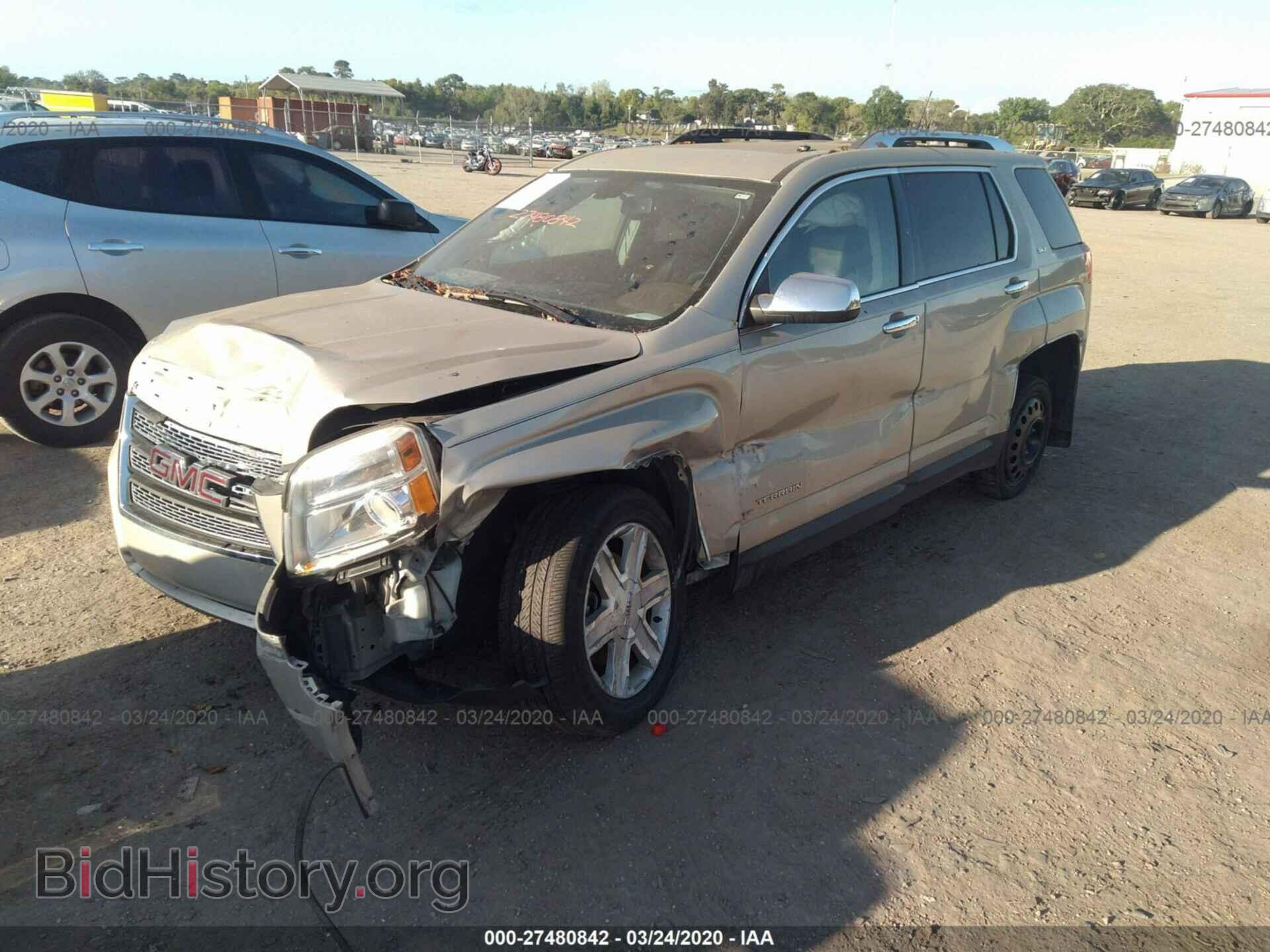 2011 GMC TERRAIN - VIN: 2CTFLWE58B6295694 - Photo 2