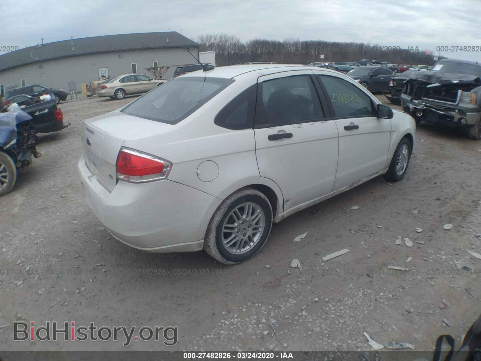2011 FORD FOCUS - VIN: 1FAHP3FN9BW104298 - Фото 4