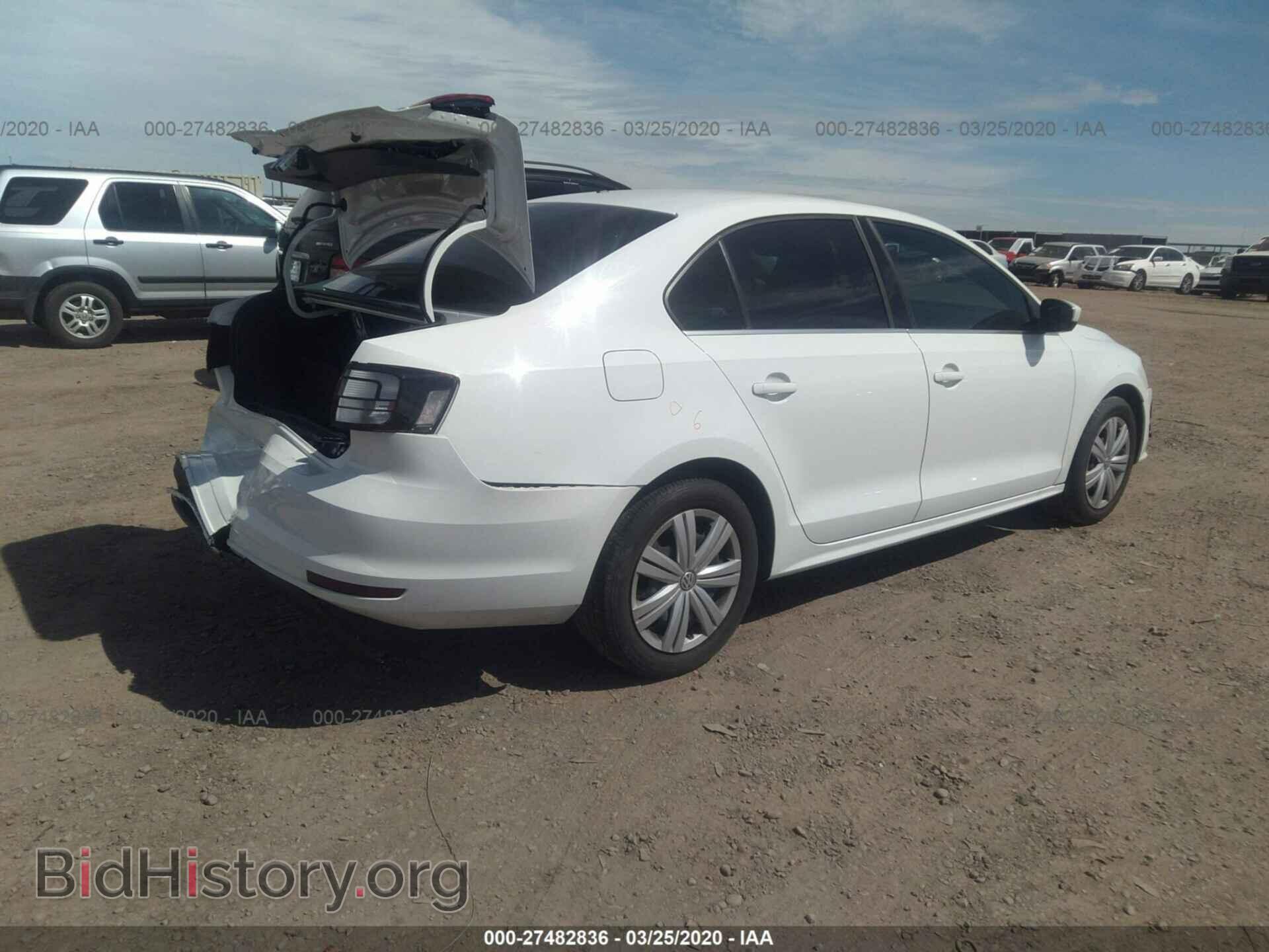 2017 VOLKSWAGEN JETTA - VIN: 3VW2B7AJ3HM344530 - Фото 4