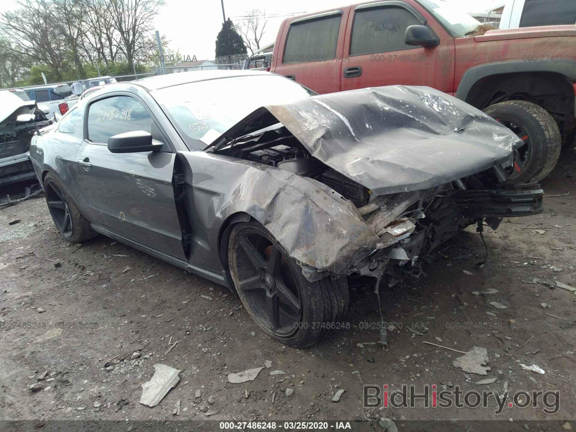 Photo 1ZVBP8AM3B5117658 - FORD MUSTANG 2011