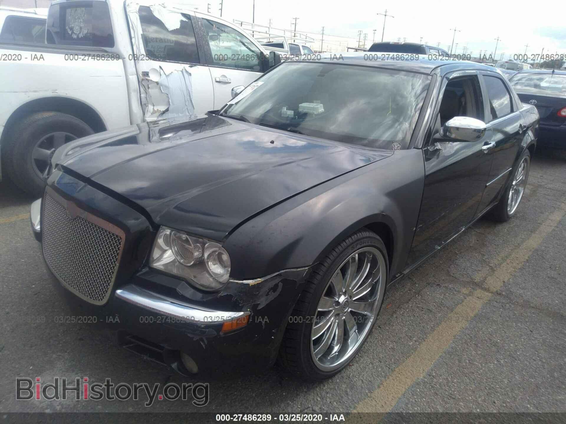 2005 CHRYSLER 300C - VIN: 2C3AA63H25H520648 - Фото 2