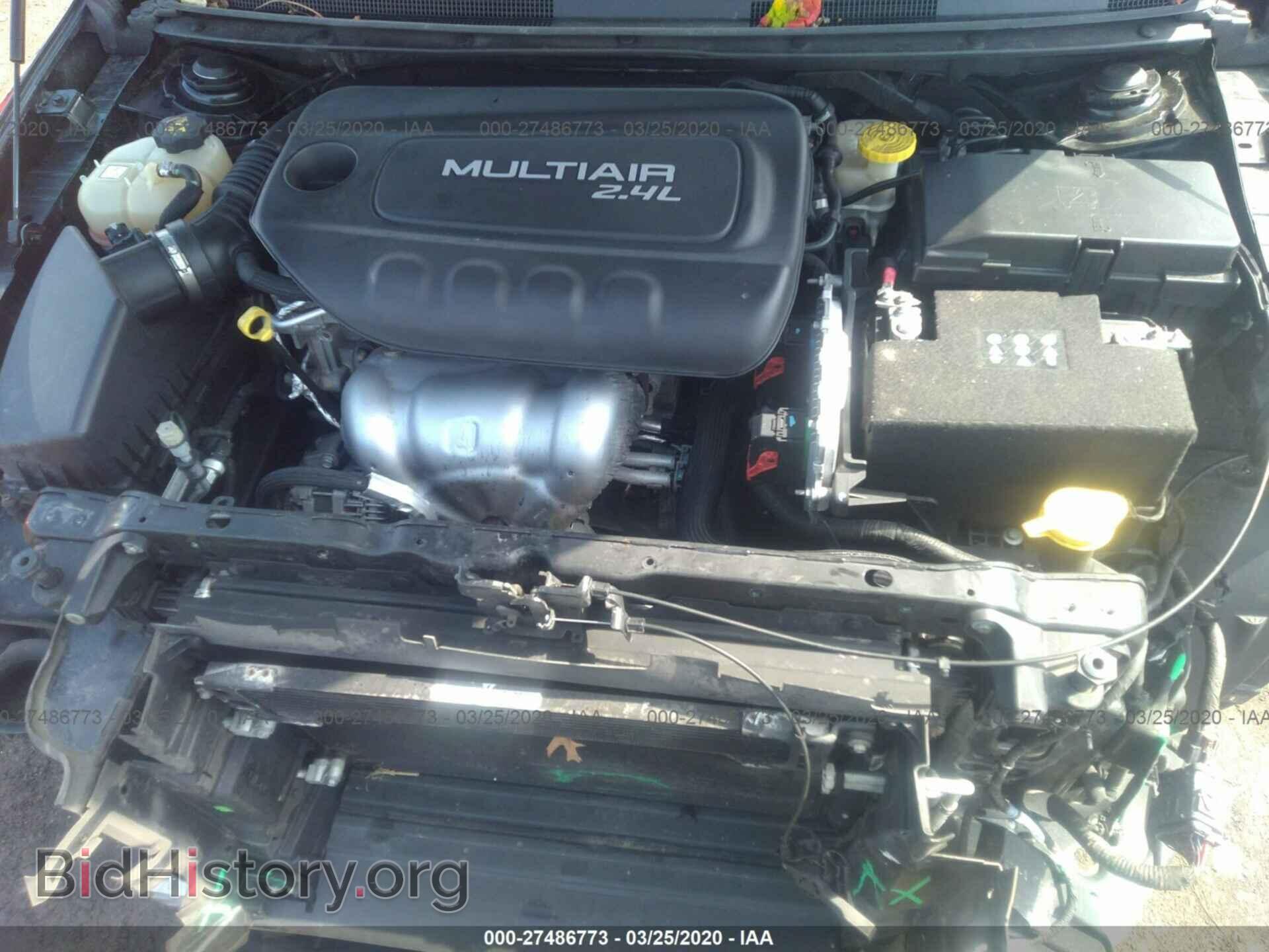 2015 CHRYSLER 200 - VIN: 1C3CCCAB0FN597320 - Фото 10