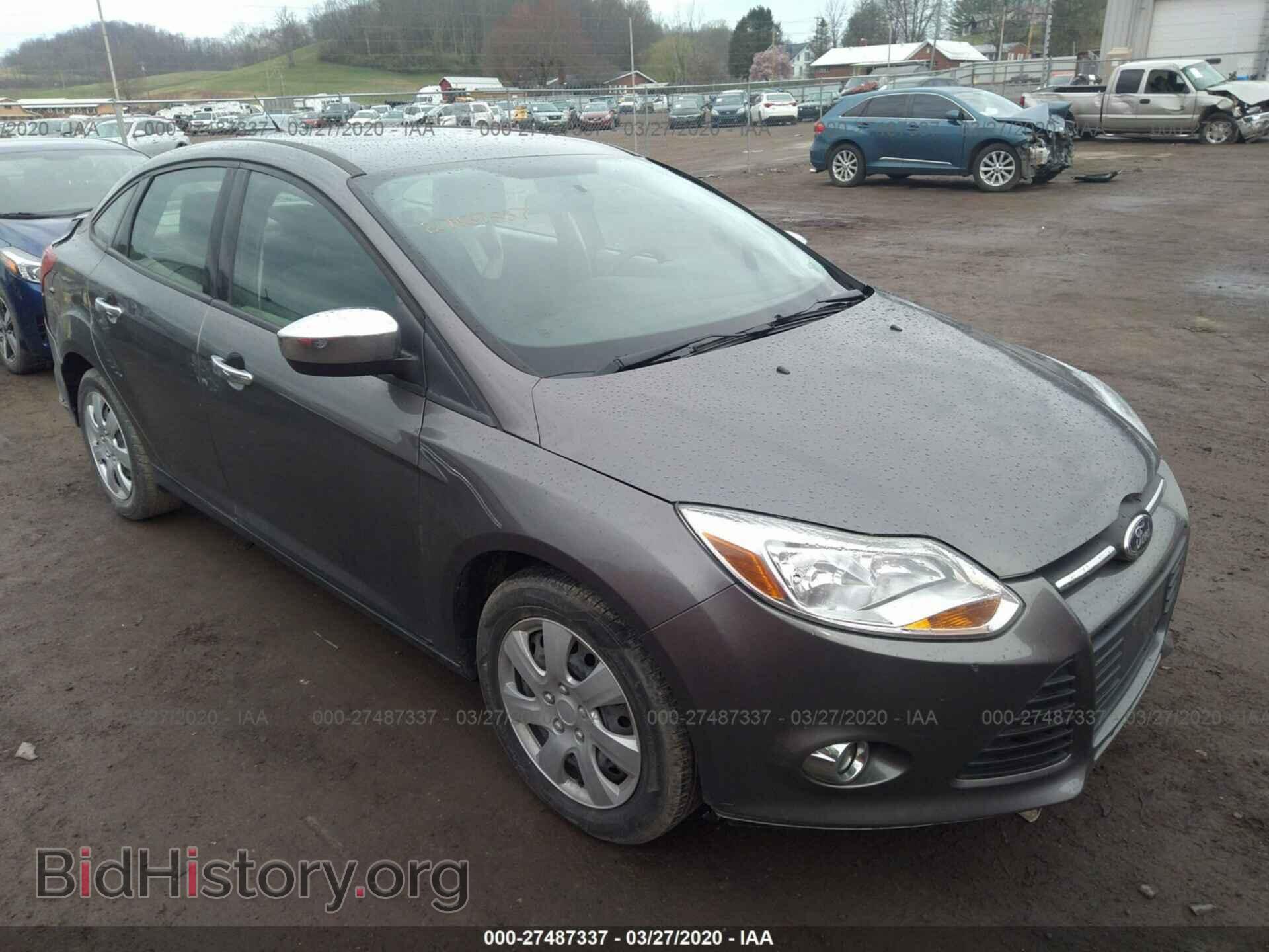 Photo 1FAHP3F26CL254765 - FORD FOCUS 2012