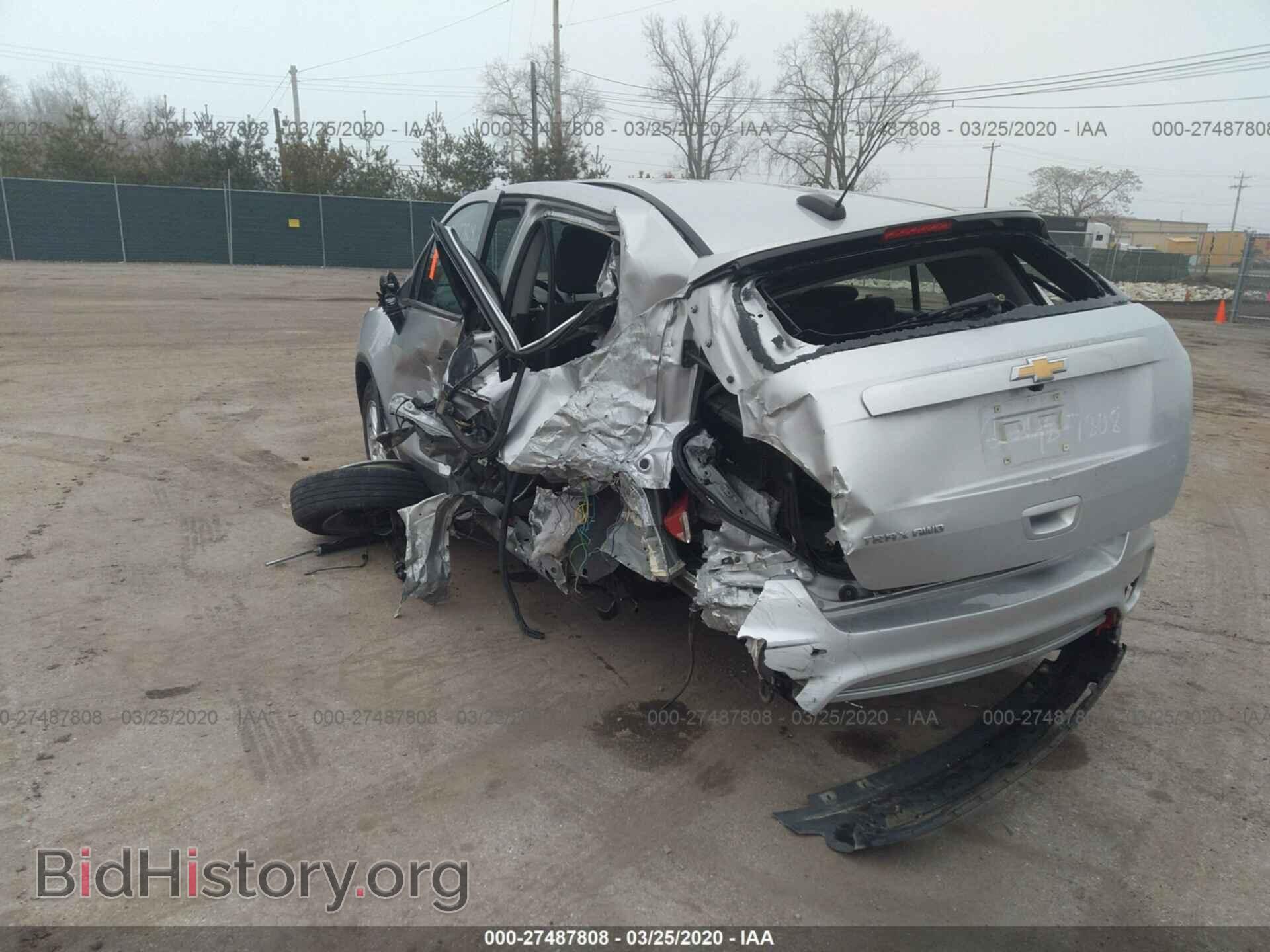 2017 CHEVROLET TRAX - VIN: 3GNCJNSB2HL239058 - Photo 3