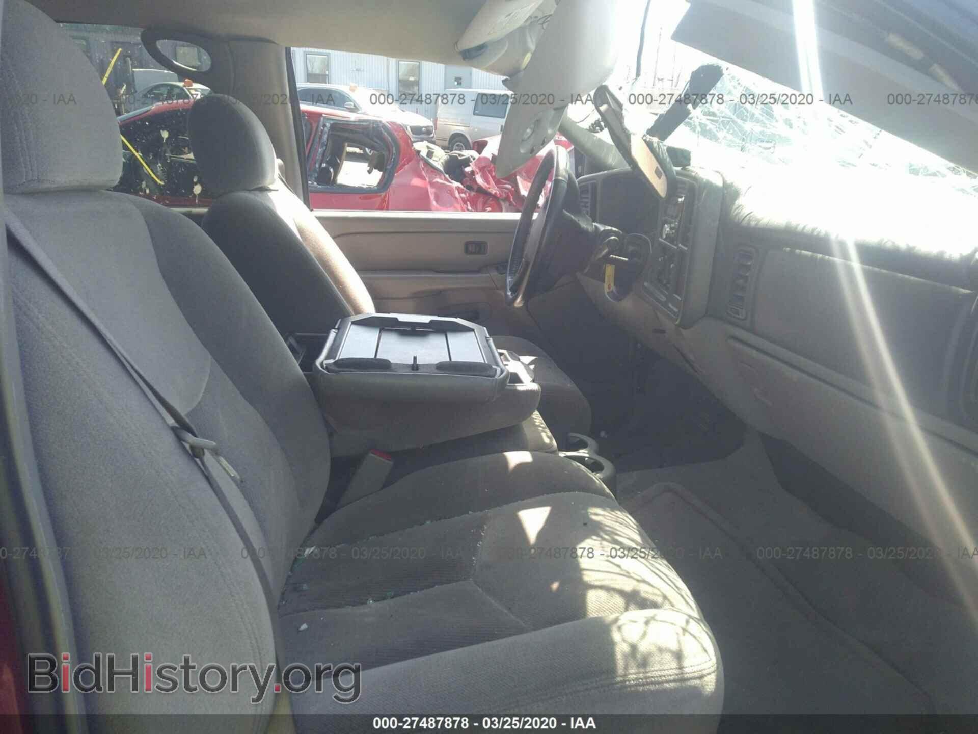 2005 GMC YUKON - VIN: 1GKEC13T05J123747 - Фото 5