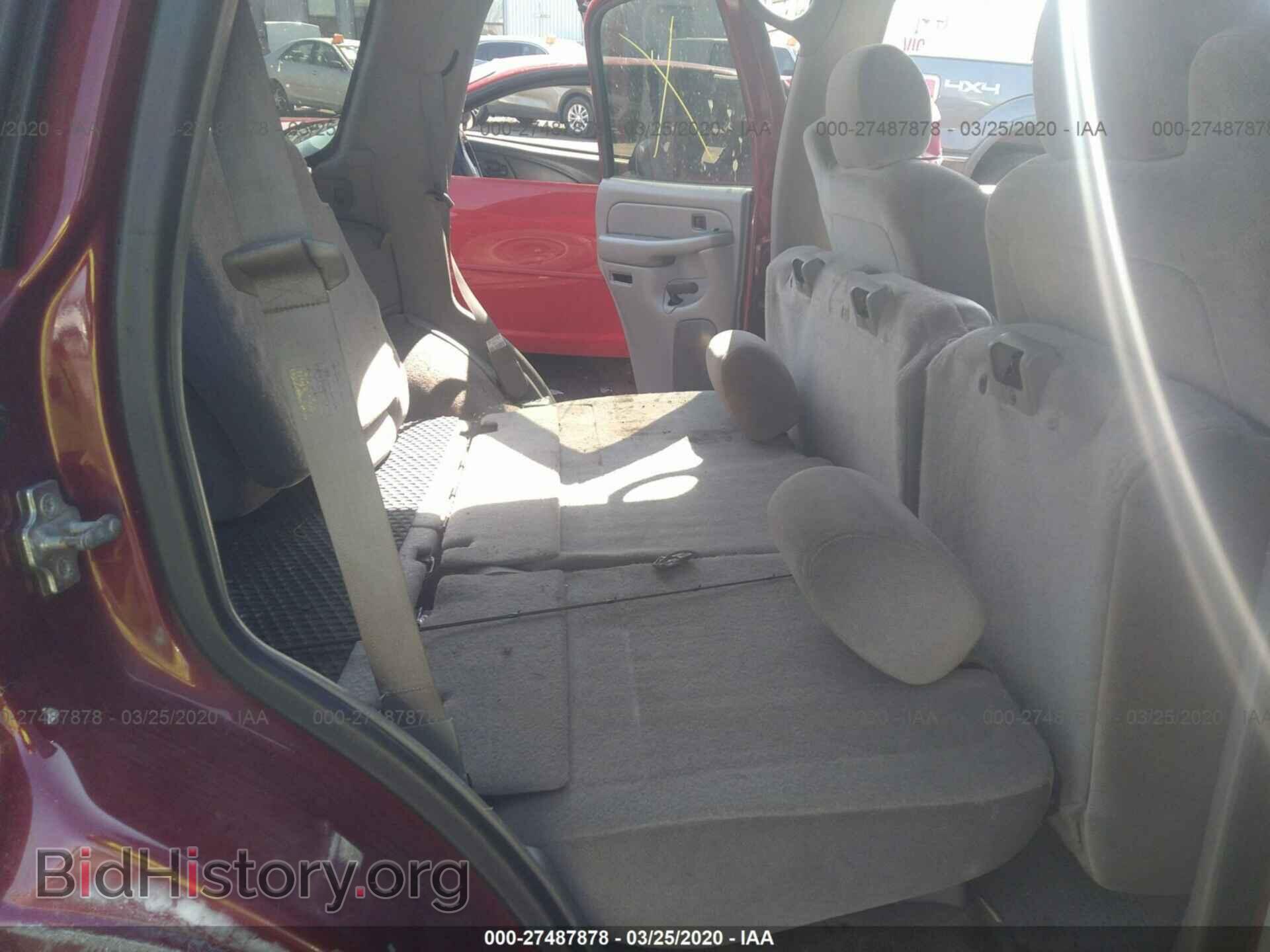 2005 GMC YUKON - VIN: 1GKEC13T05J123747 - Фото 8
