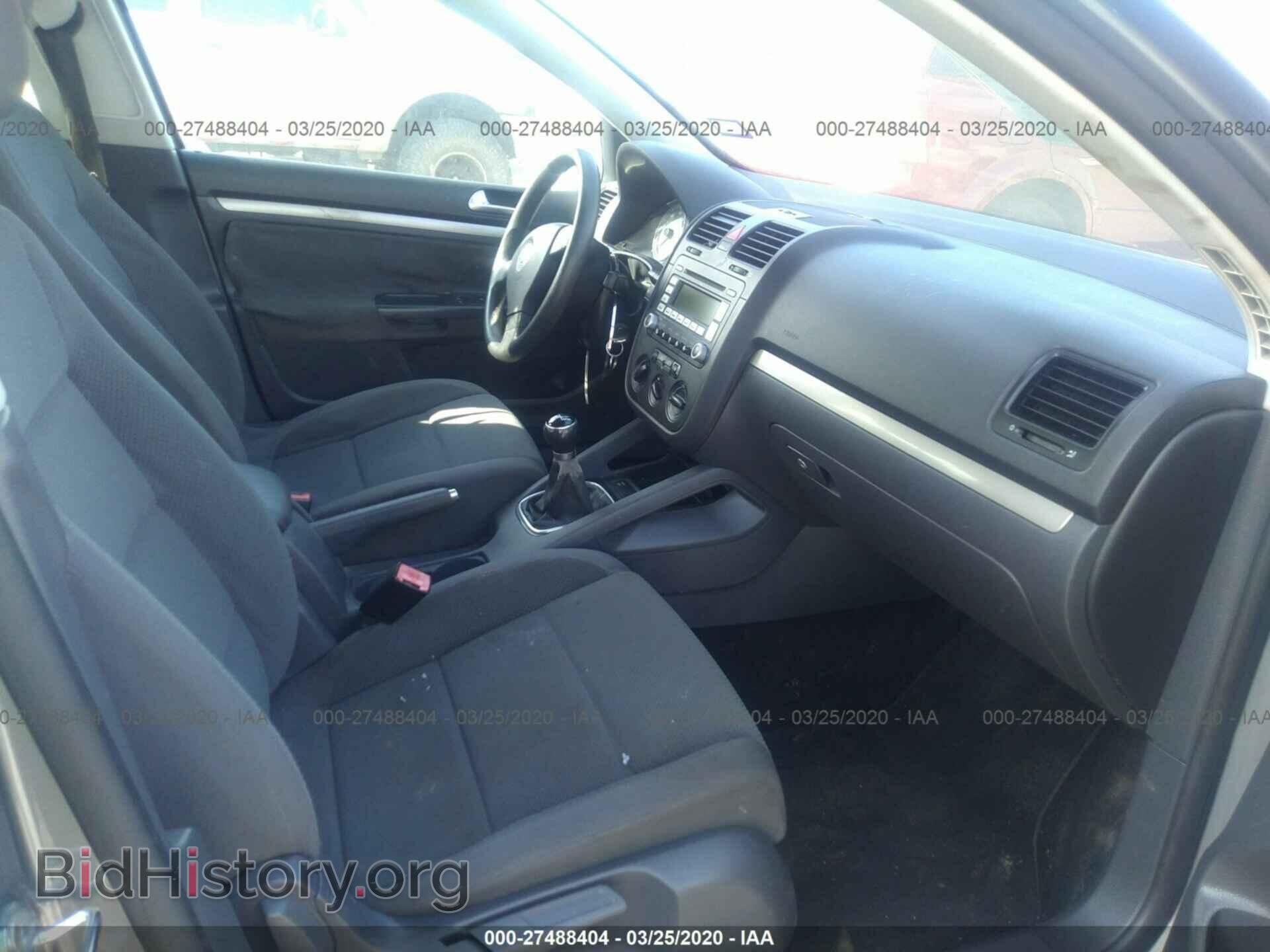 2008 VOLKSWAGEN RABBIT - VIN: WVWCA71K38W030699 - Фото 5