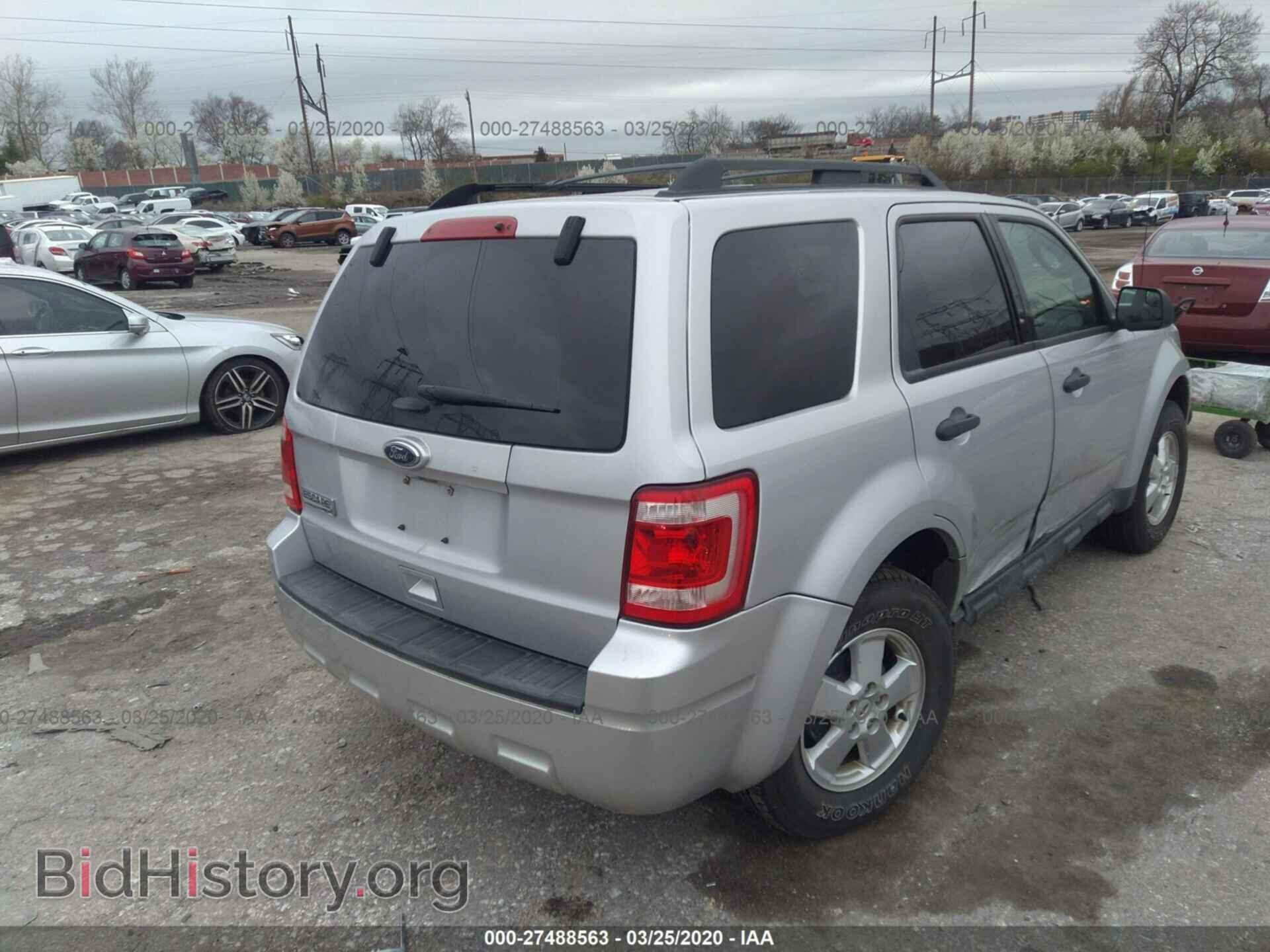 2011 FORD ESCAPE - VIN: 1FMCU9D71BKC46619 - Photo 4