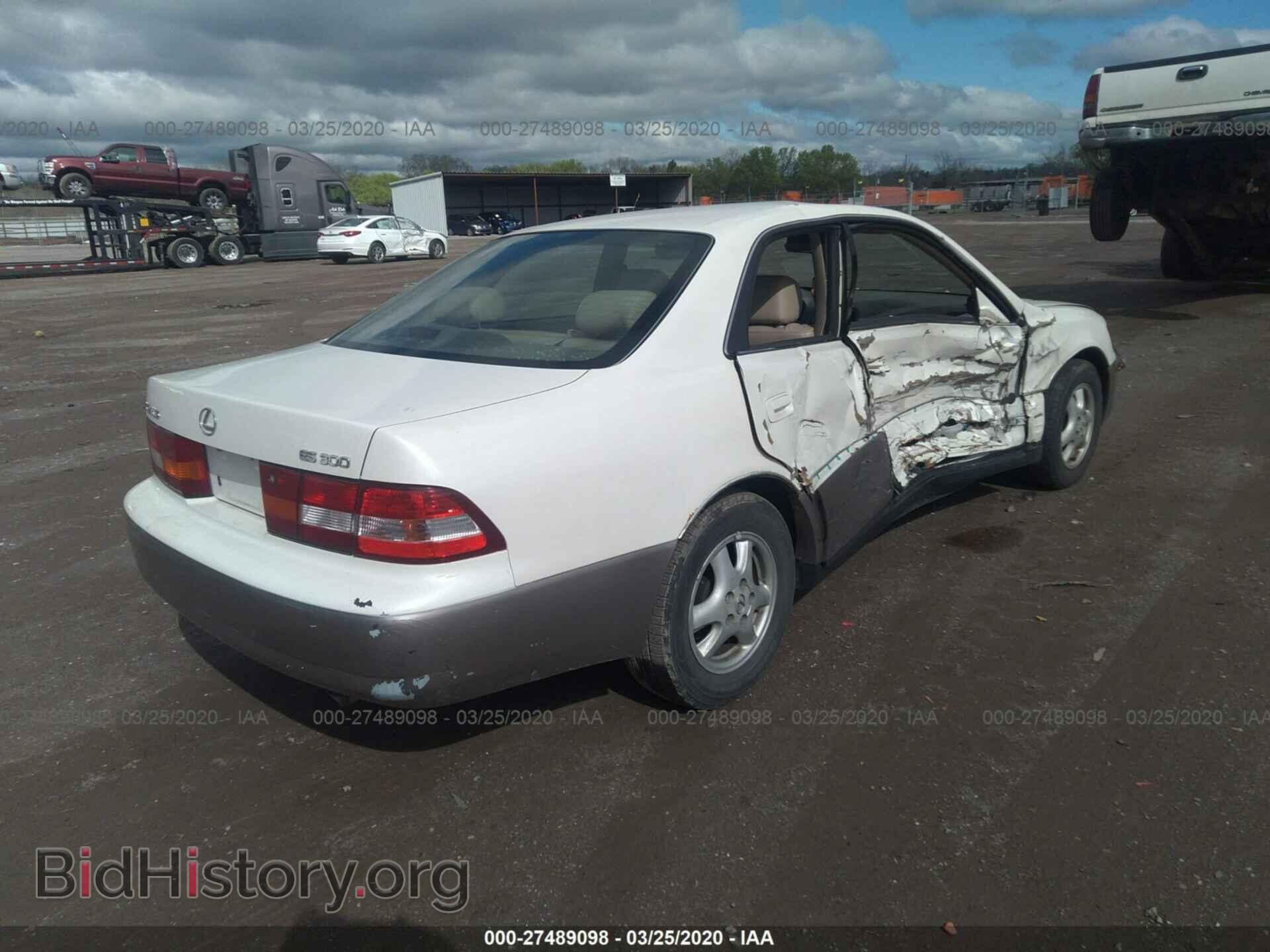 1999 LEXUS ES - VIN: JT8BF28G1X5073765 - Photo 4