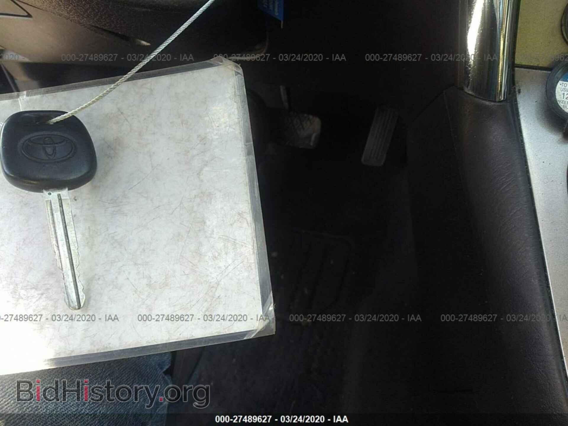 2008 TOYOTA COROLLA MATRIX - VIN: 2T1KR32E68C711969 - Фото 11