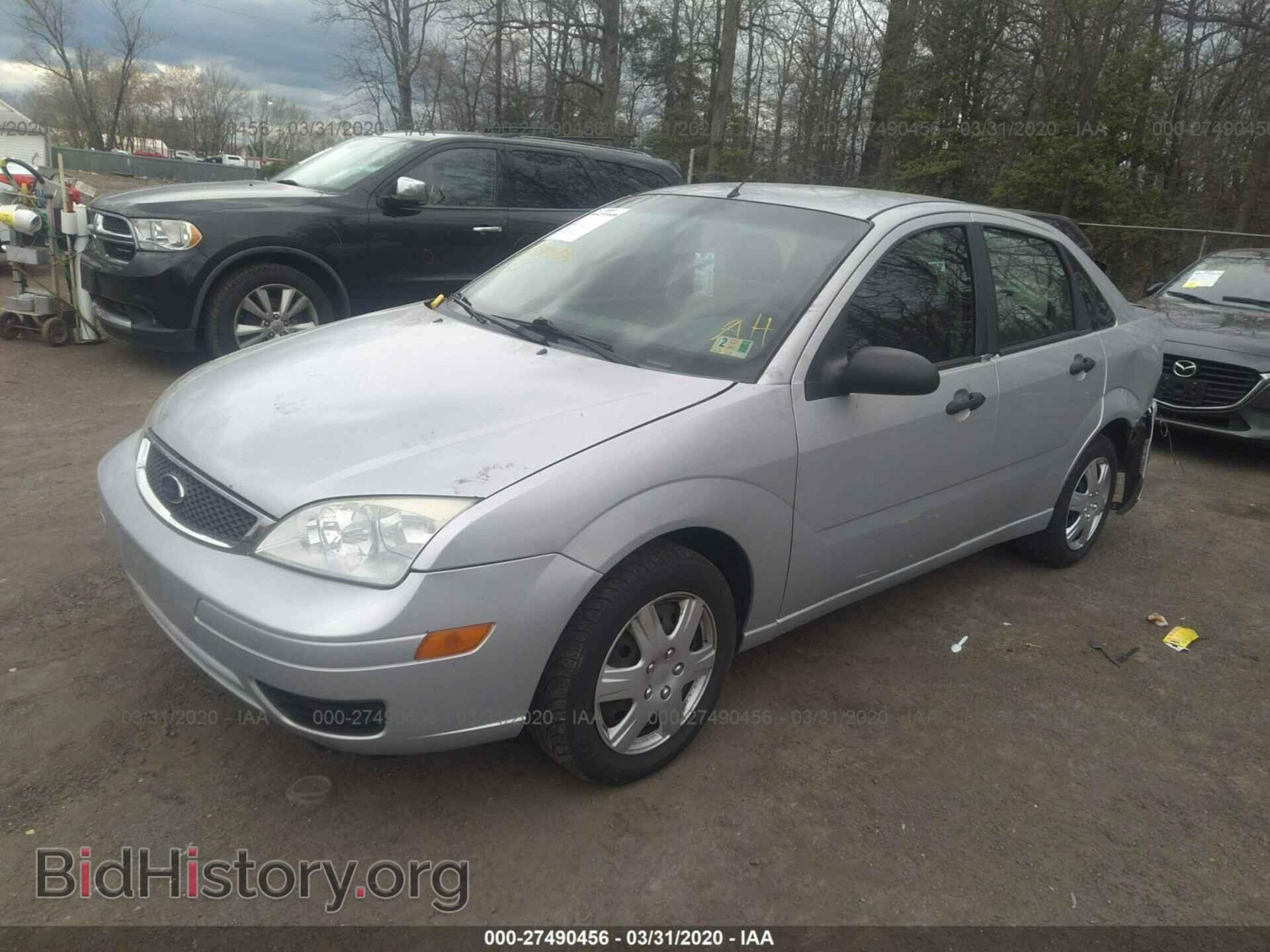 2005 FORD FOCUS - VIN: 1FAFP34N35W151227 - Фото 2