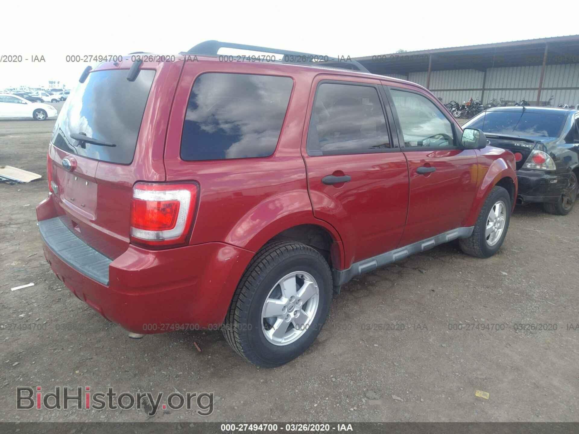 2011 FORD ESCAPE - VIN: 1FMCU0D73BKA68529 - Photo 4