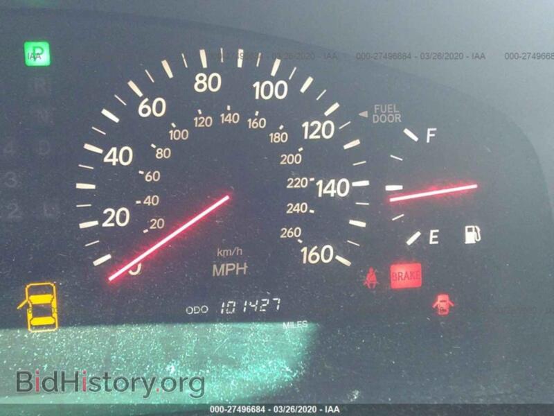 2002 Lexus LS (VIN JTHBN30F920082411) — photo 7 of 11