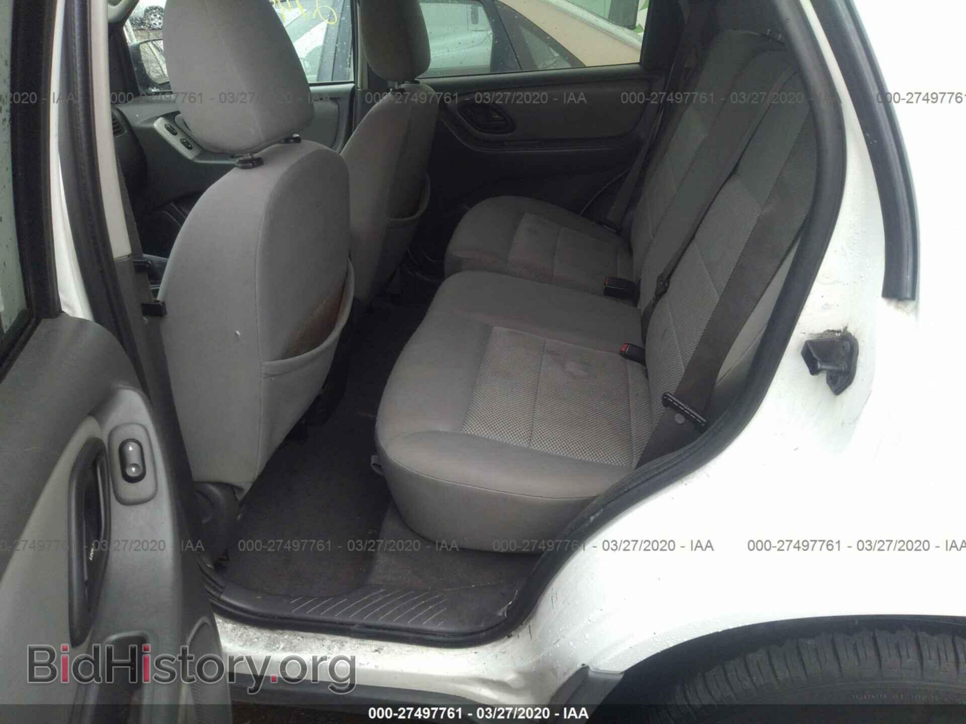 2005 FORD ESCAPE - VIN: 1FMYU93105KC21010 - Фото 8