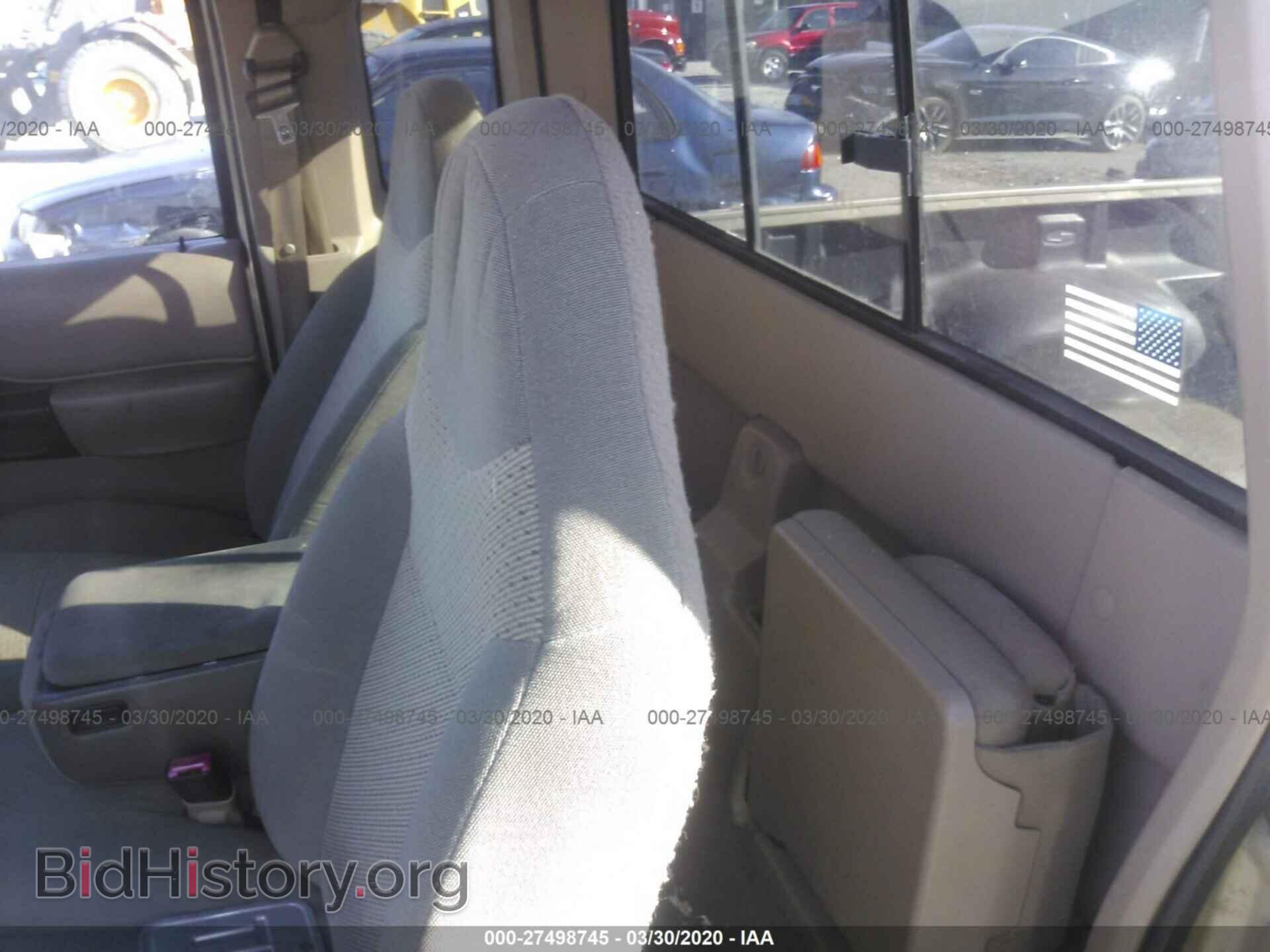 1999 MAZDA B2500 - VIN: 4F4YR16C1XTM00522 - Photo 8