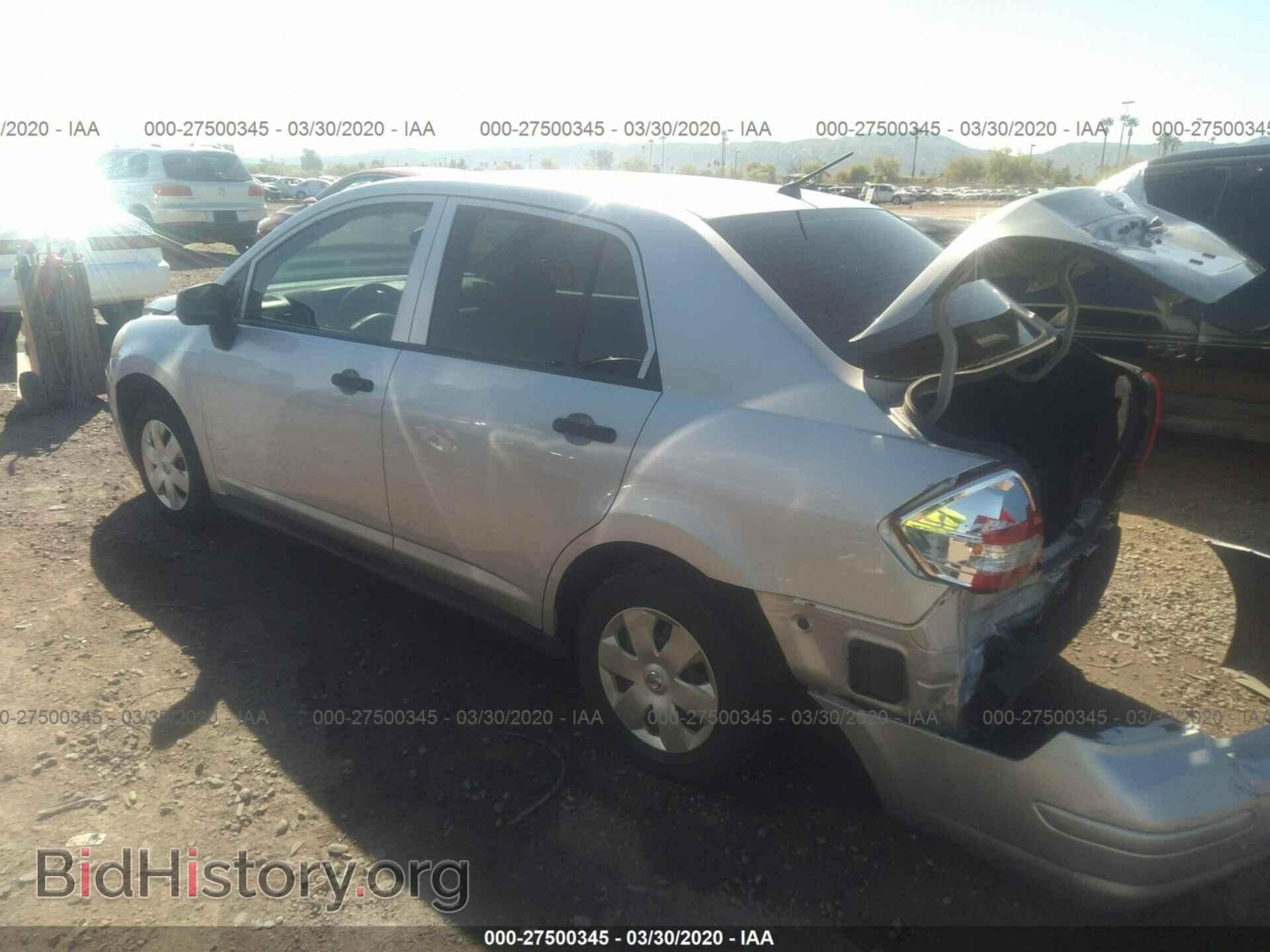 2009 NISSAN VERSA - VIN: 3N1CC11E79L470064 - Фото 3
