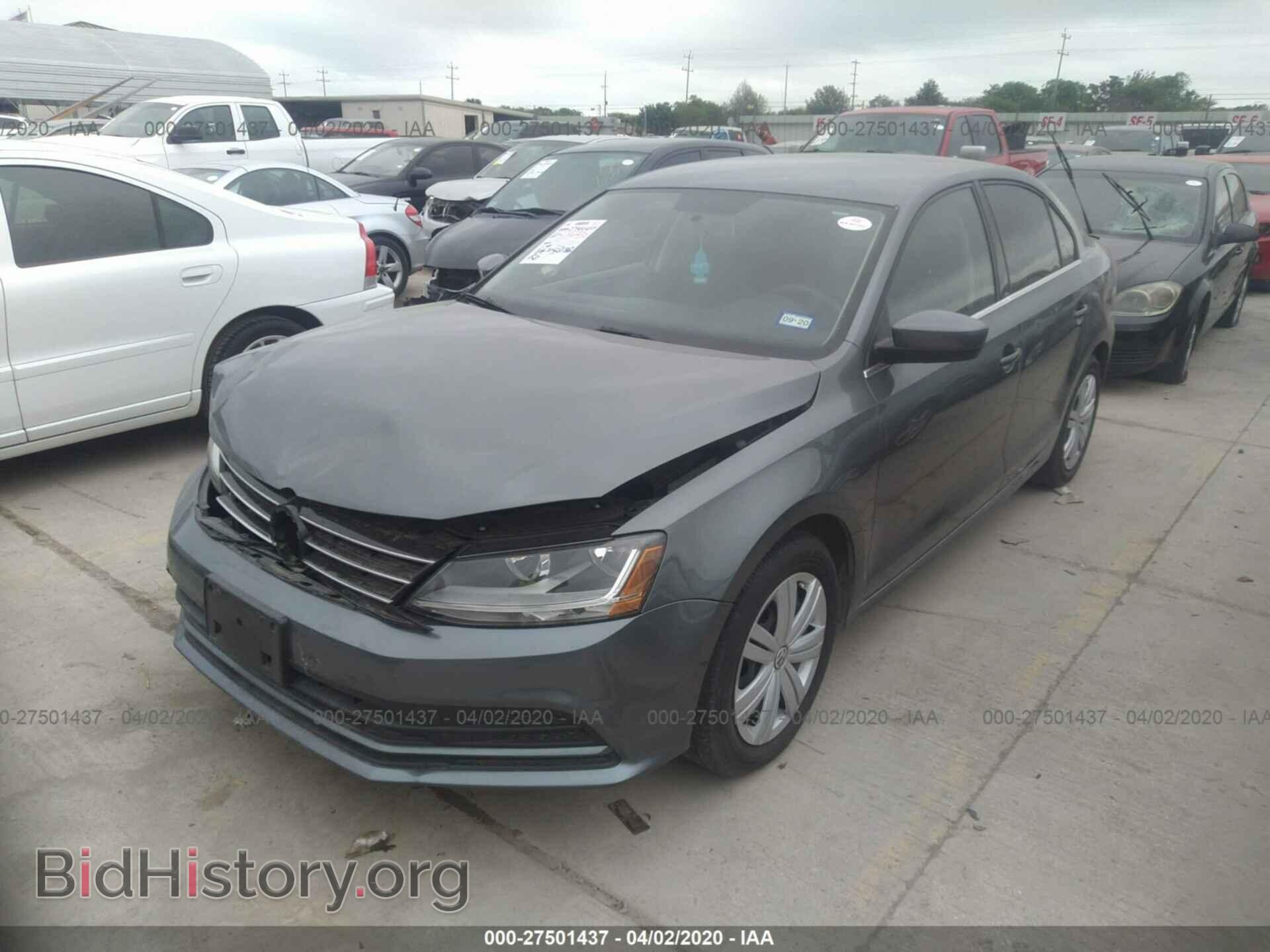2017 VOLKSWAGEN JETTA - VIN: 3VW2B7AJ6HM251730 - Photo 2