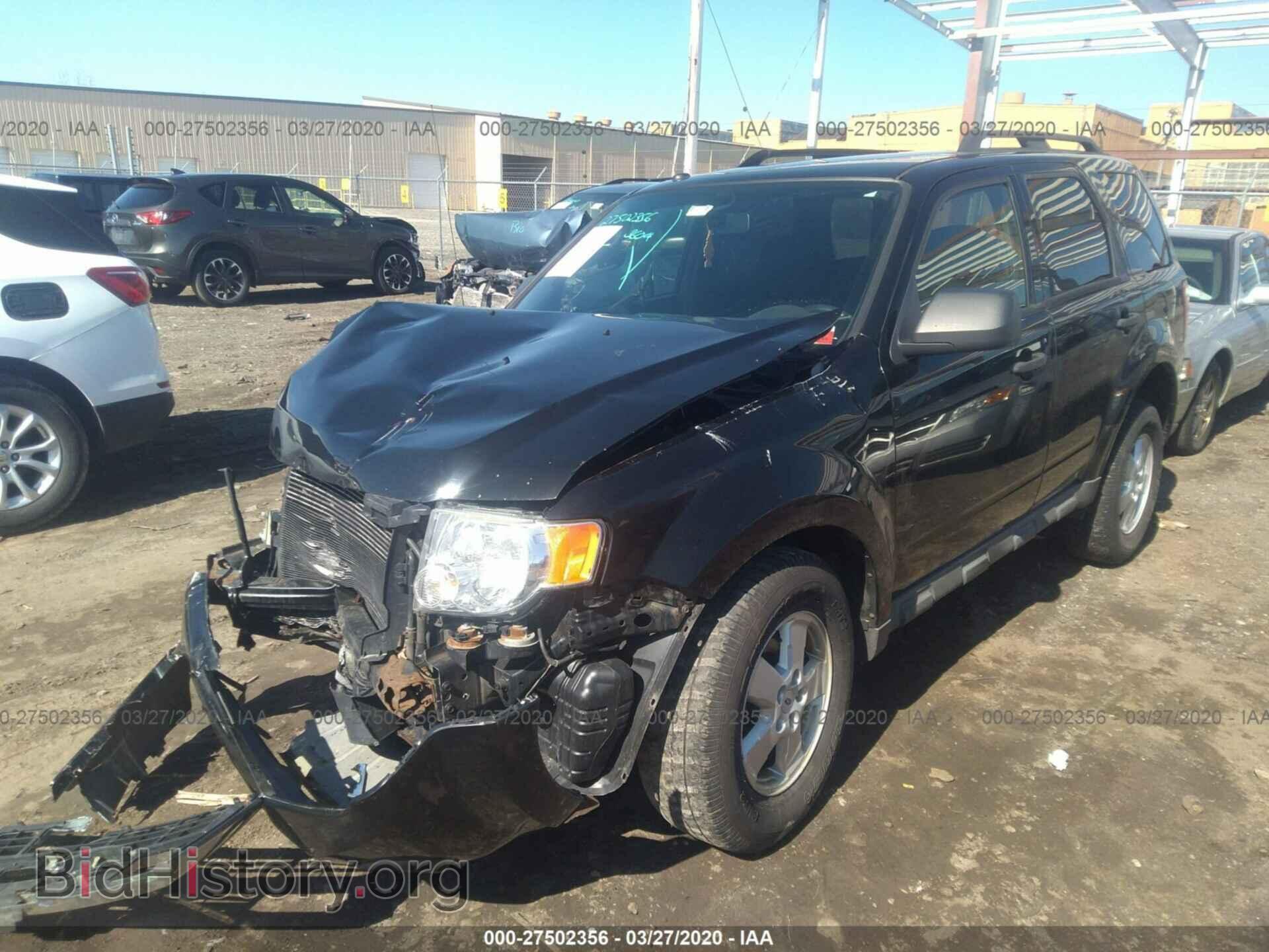 2009 FORD ESCAPE - VIN: 1FMCU93779KB86633 - Фото 2