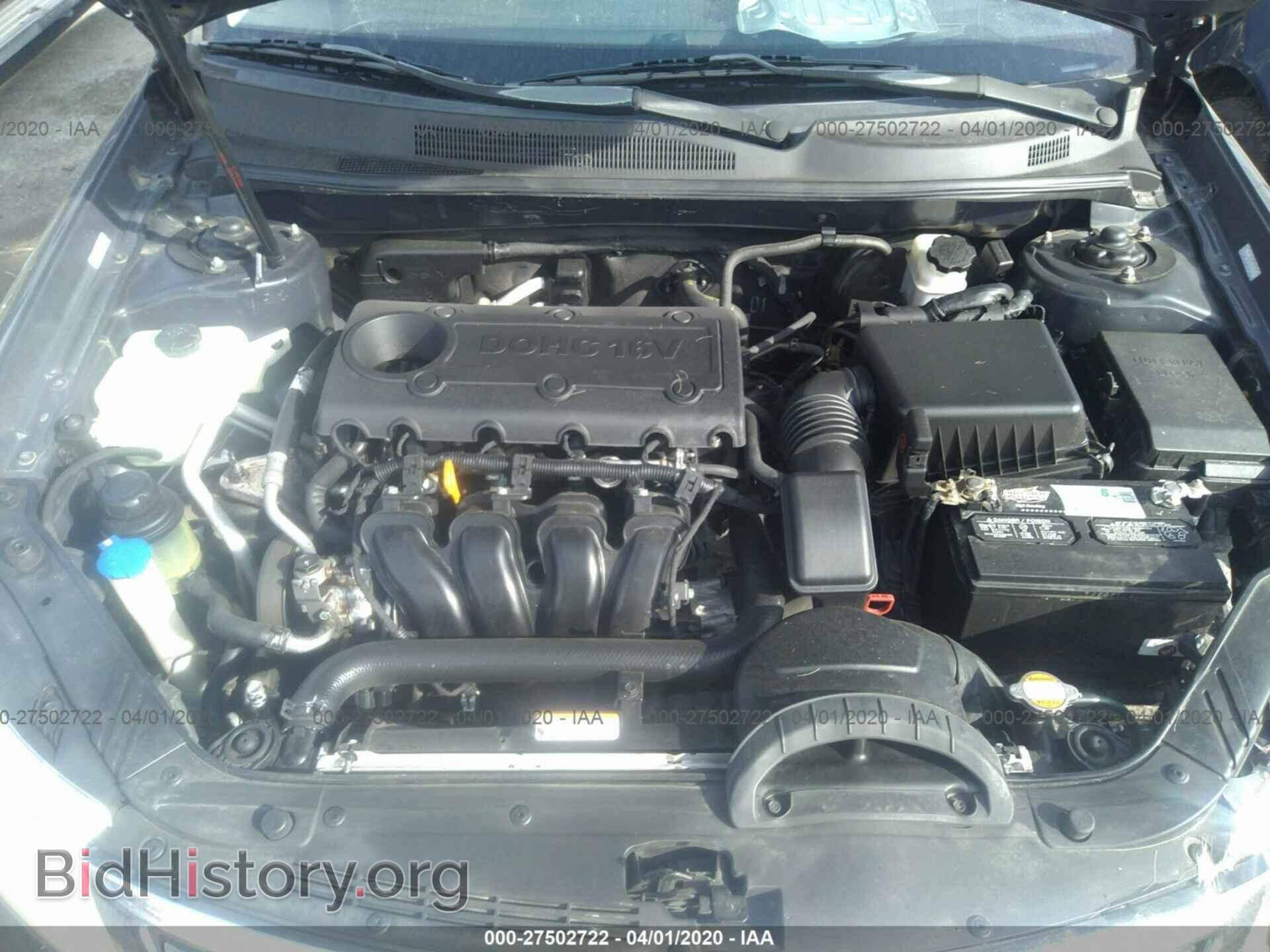 2009 KIA OPTIMA - VIN: KNAGE228595322595 - Фото 10