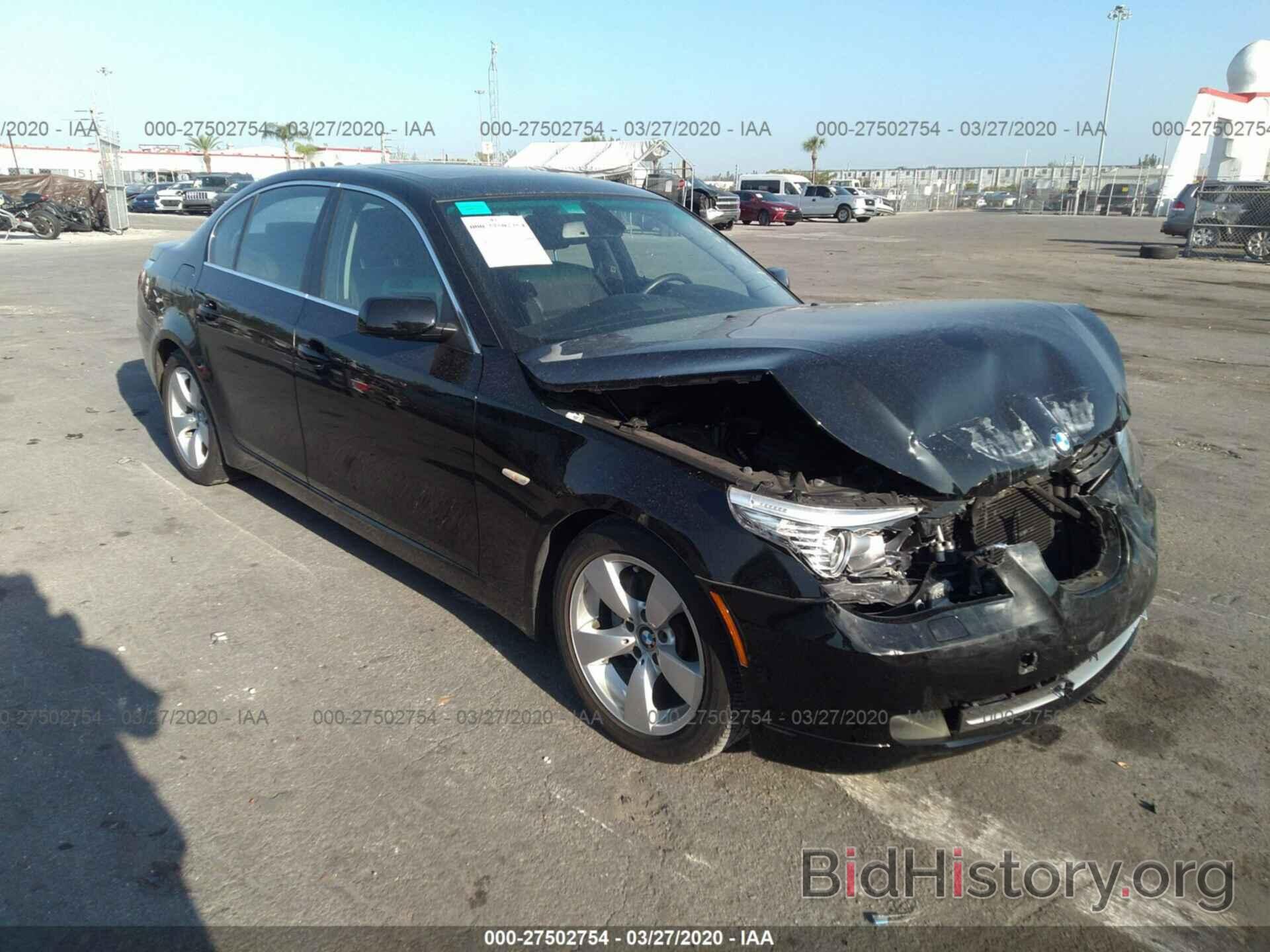 Photo WBANU53548CT12392 - BMW 528 2008