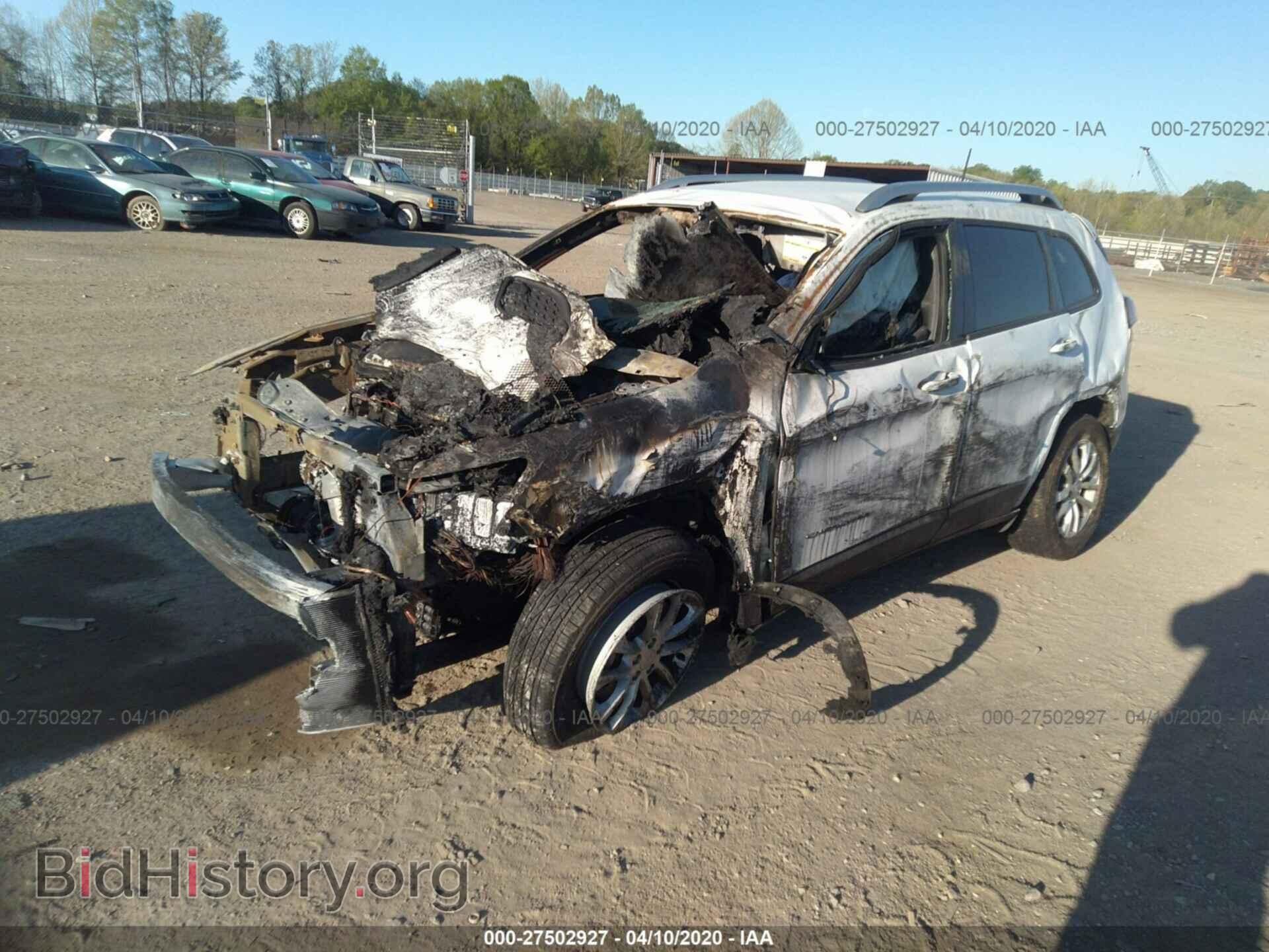 2020 JEEP CHEROKEE - VIN: 1C4PJMCBXLD505167 - Фото 2