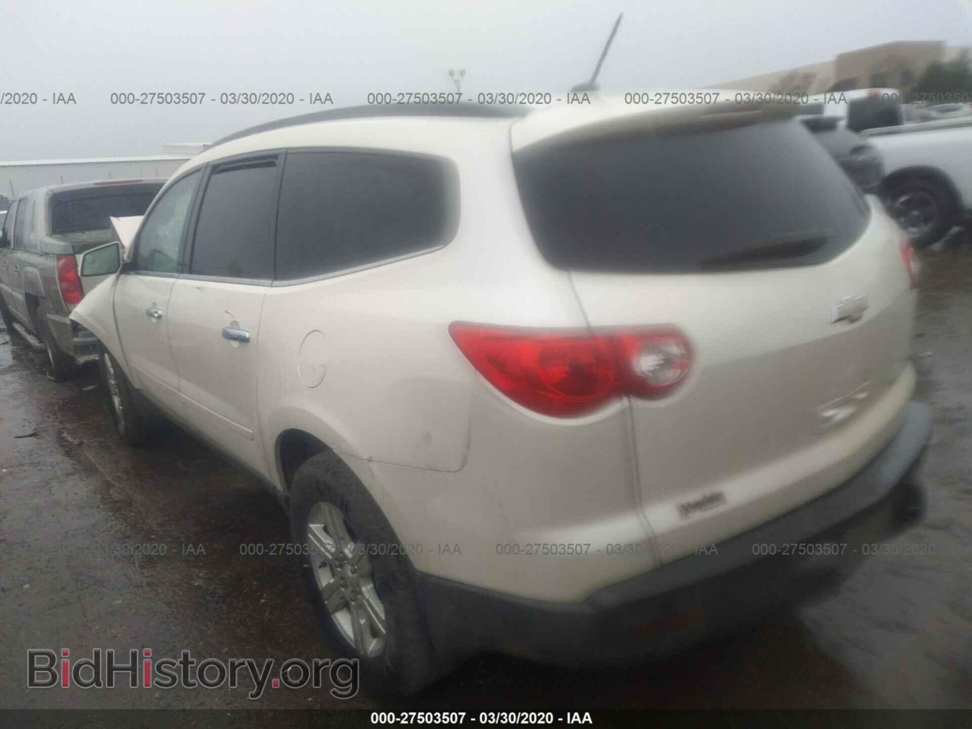 2012 CHEVROLET TRAVERSE - VIN: 1GNKRJED7CJ365555 - Фото 3