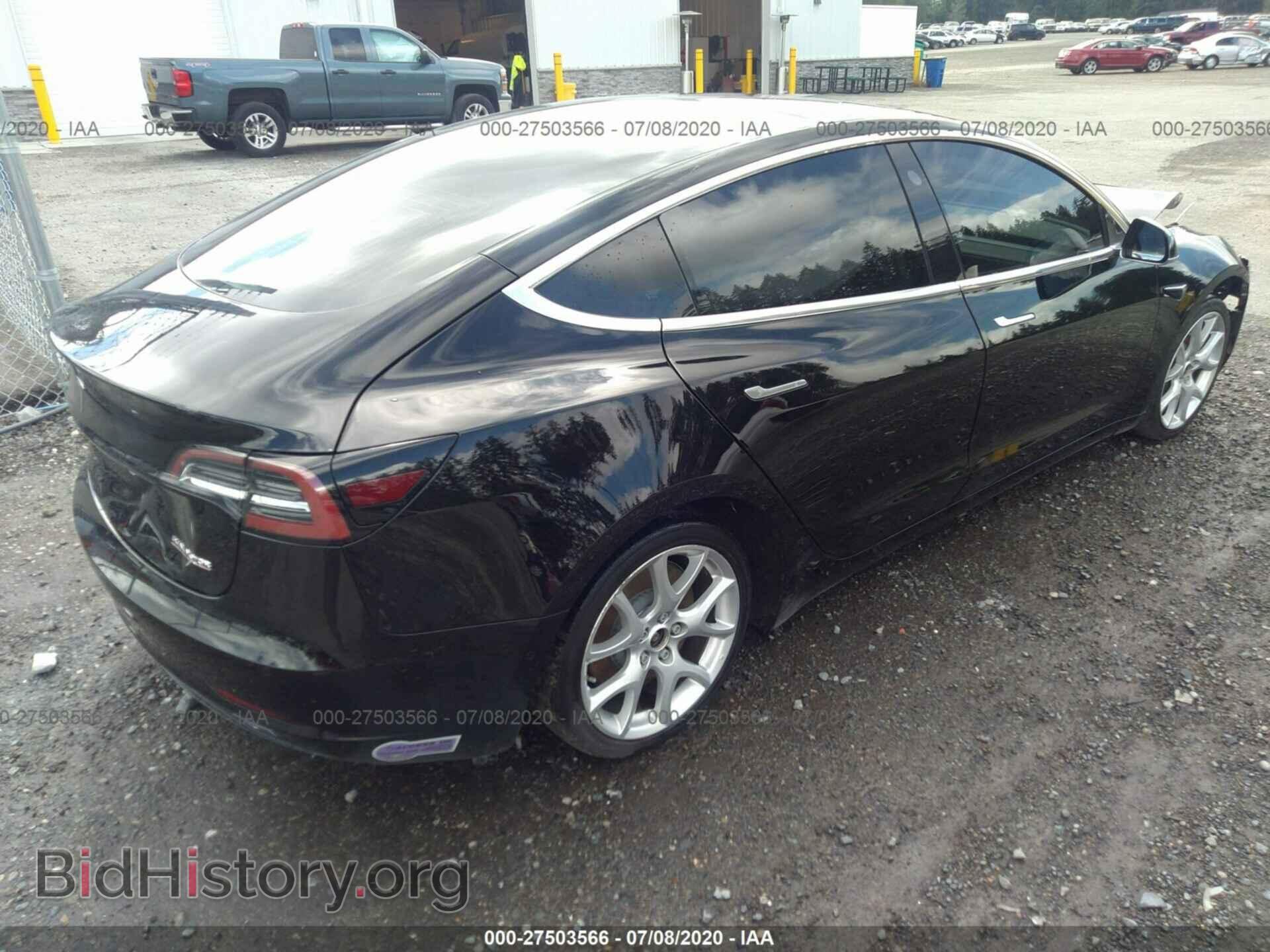 2018 TESLA MODEL 3 - VIN: 5YJ3E1EB1JF186066 - Photo 4