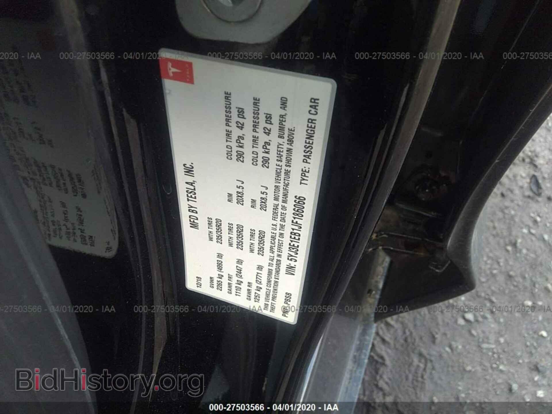2018 TESLA MODEL 3 - VIN: 5YJ3E1EB1JF186066 - Photo 9