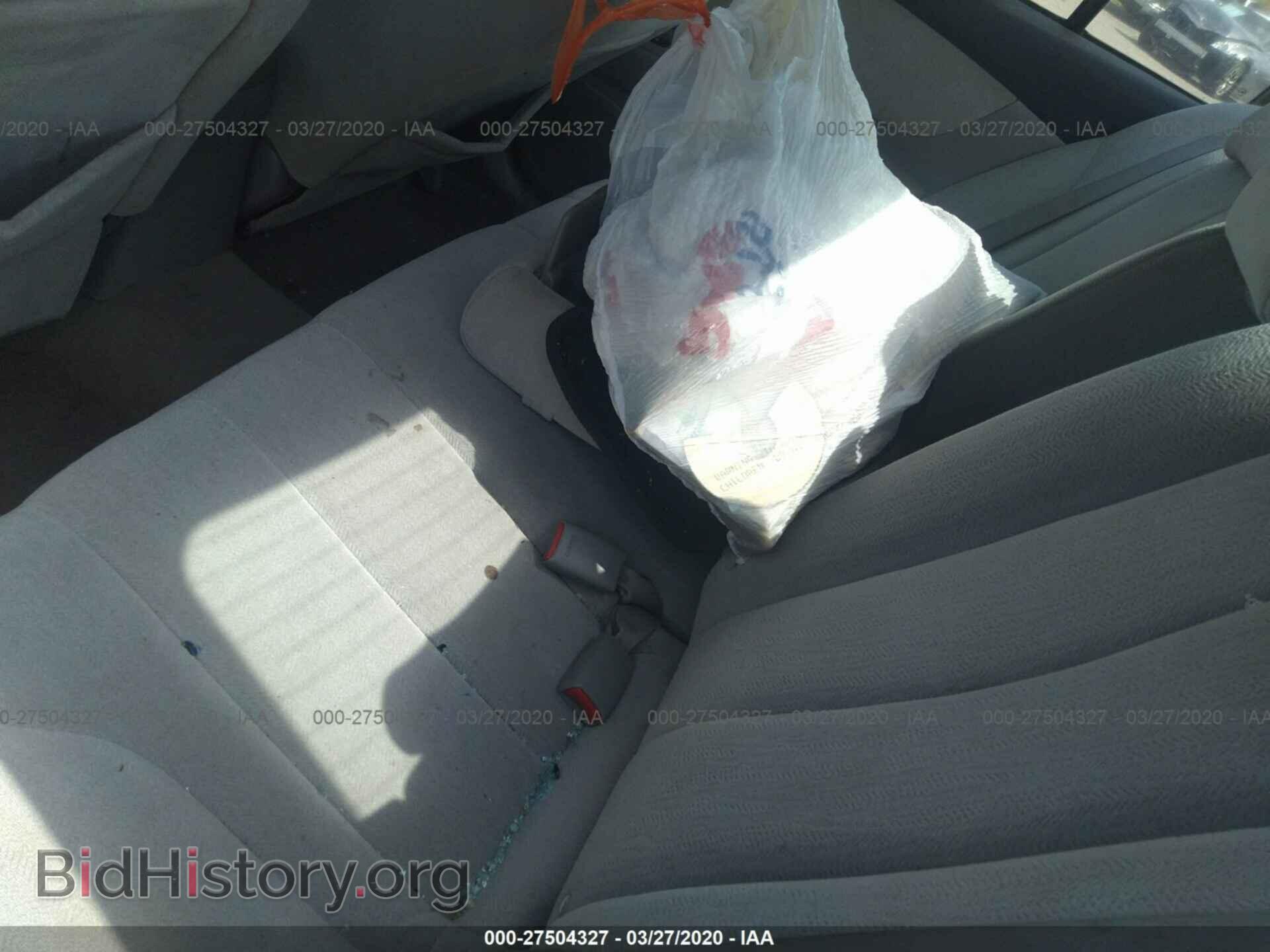2006 KIA OPTIMA - VIN: KNAGE123465054696 - Фото 8